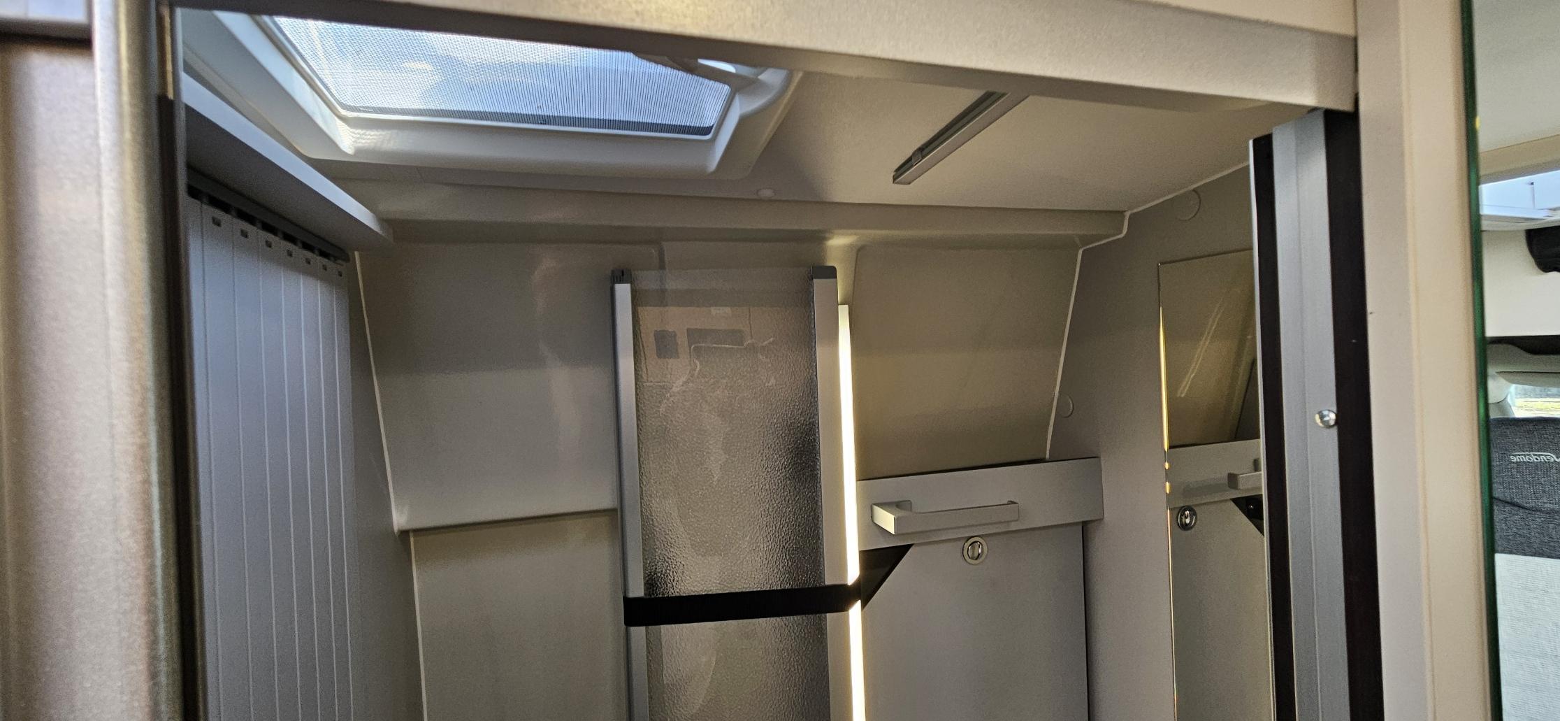  - 2 - FONT VENDOME MASTERVAN XS 