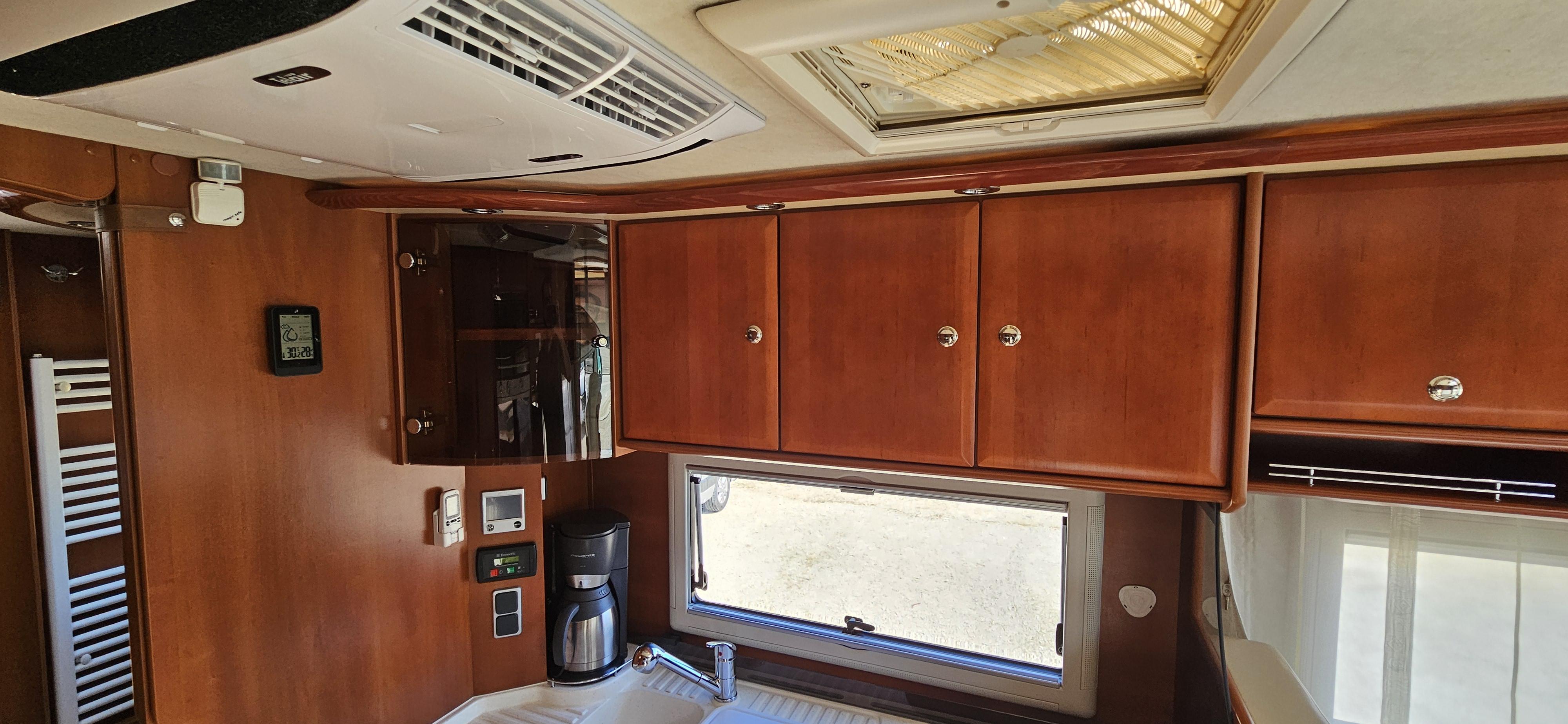  - 21 - CONCORDE LINER 990 MS 