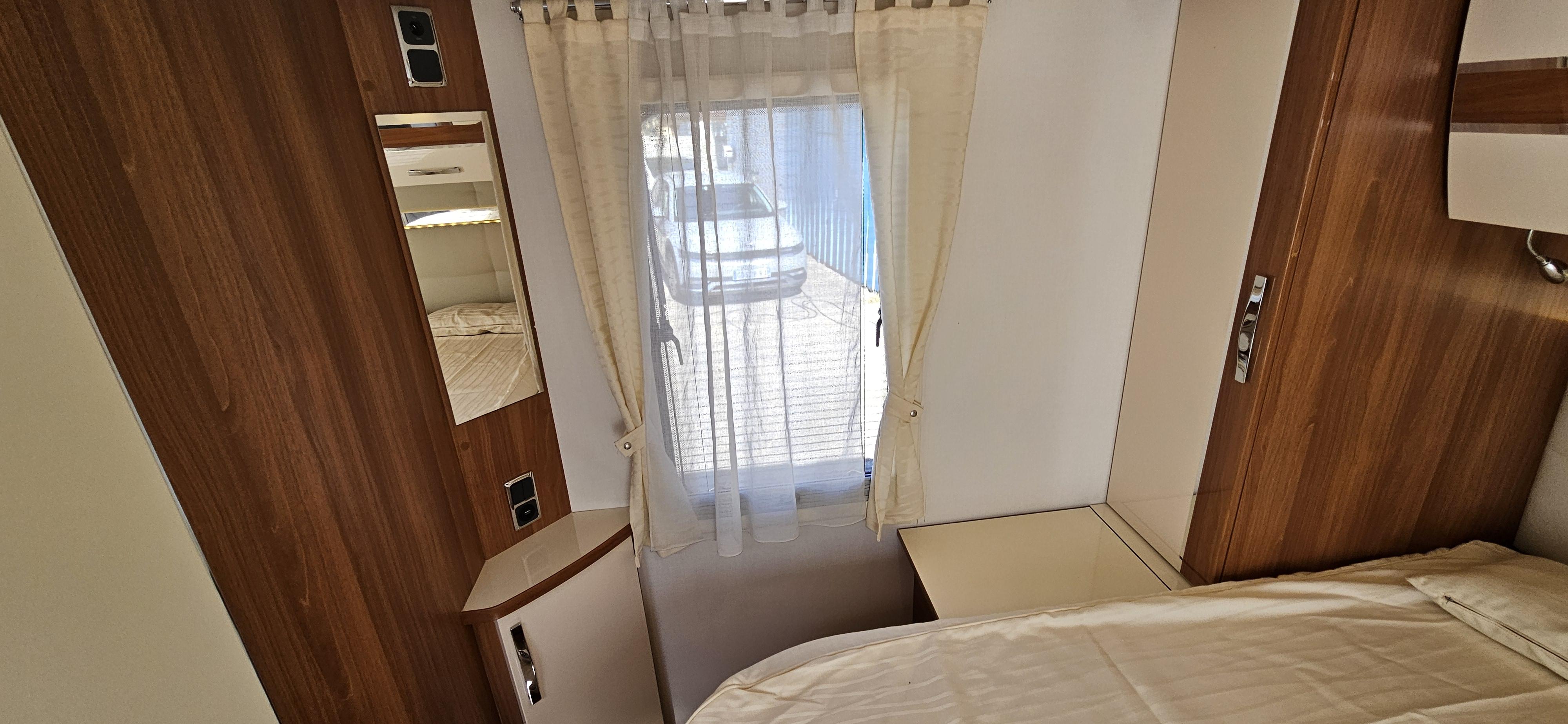  - 31 - FLEURETTE DISCOVER 70 LMS 