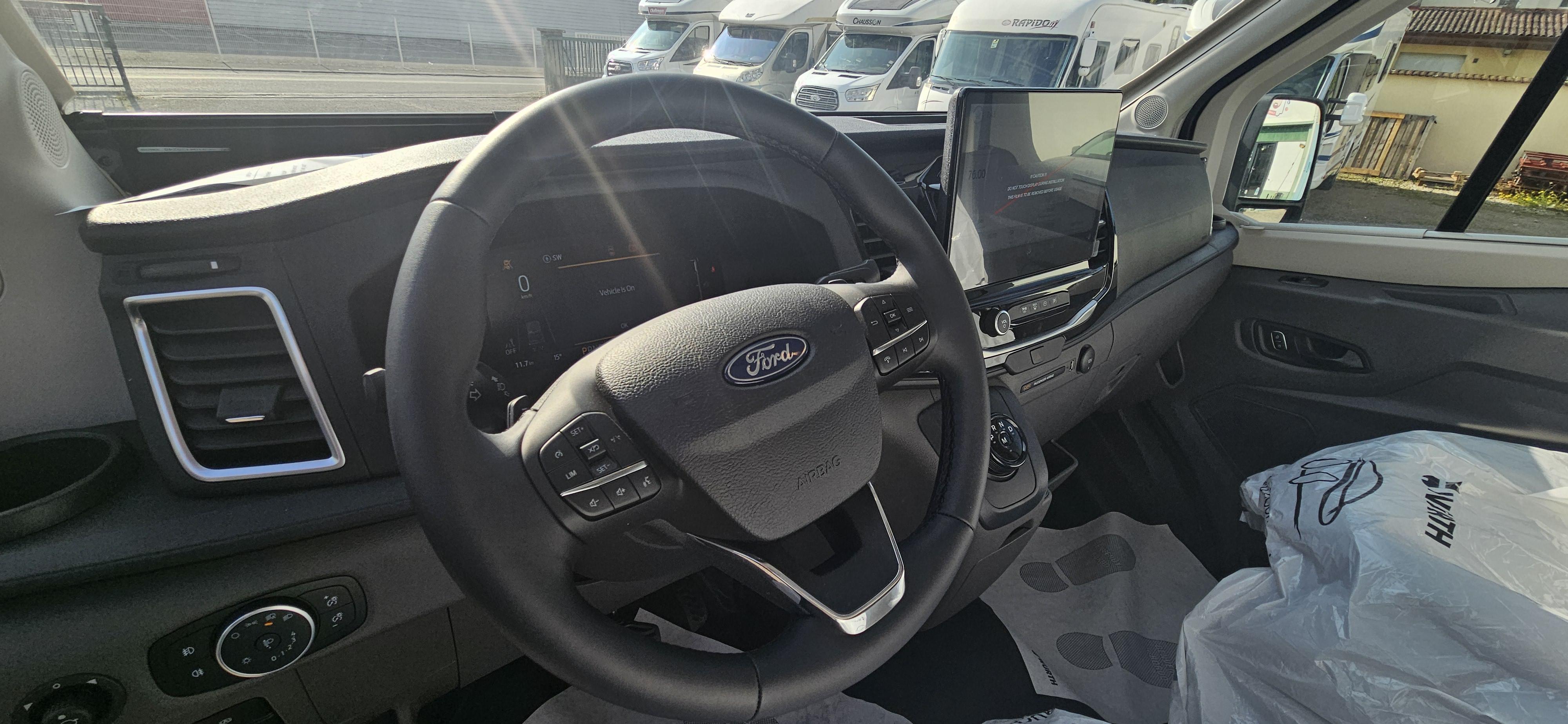  - 8 - CI MANOA 66L XT 