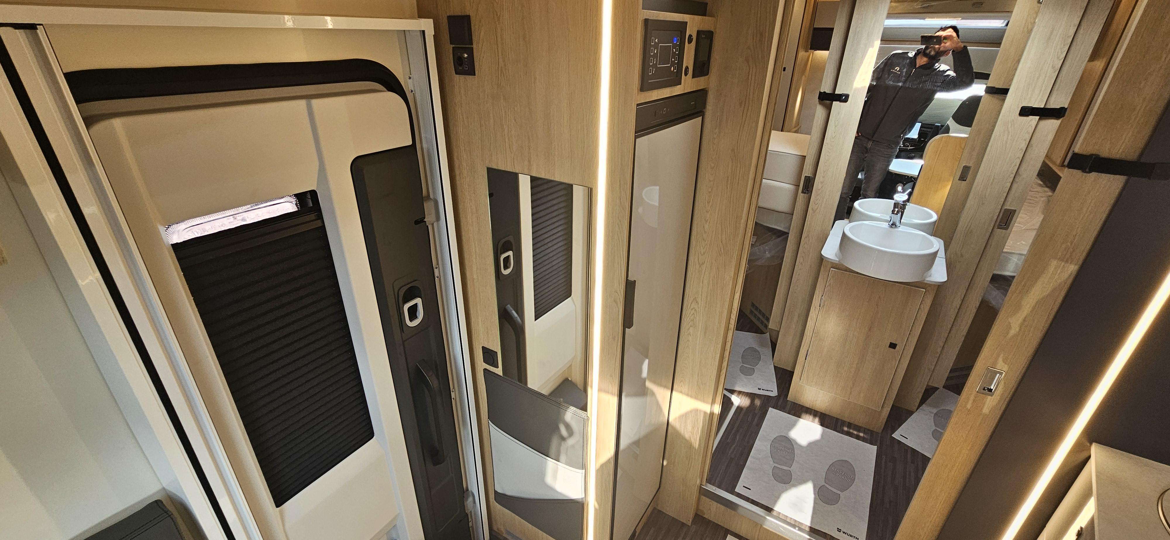  - 15 - CI MANOA 66L XT 