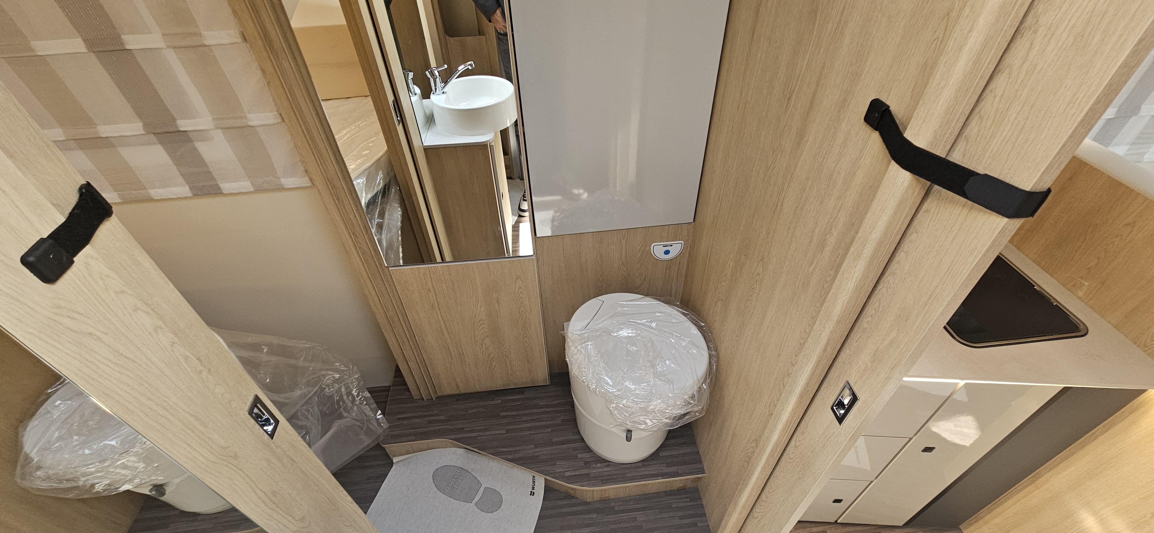  - 19 - CI MANOA 66L XT 