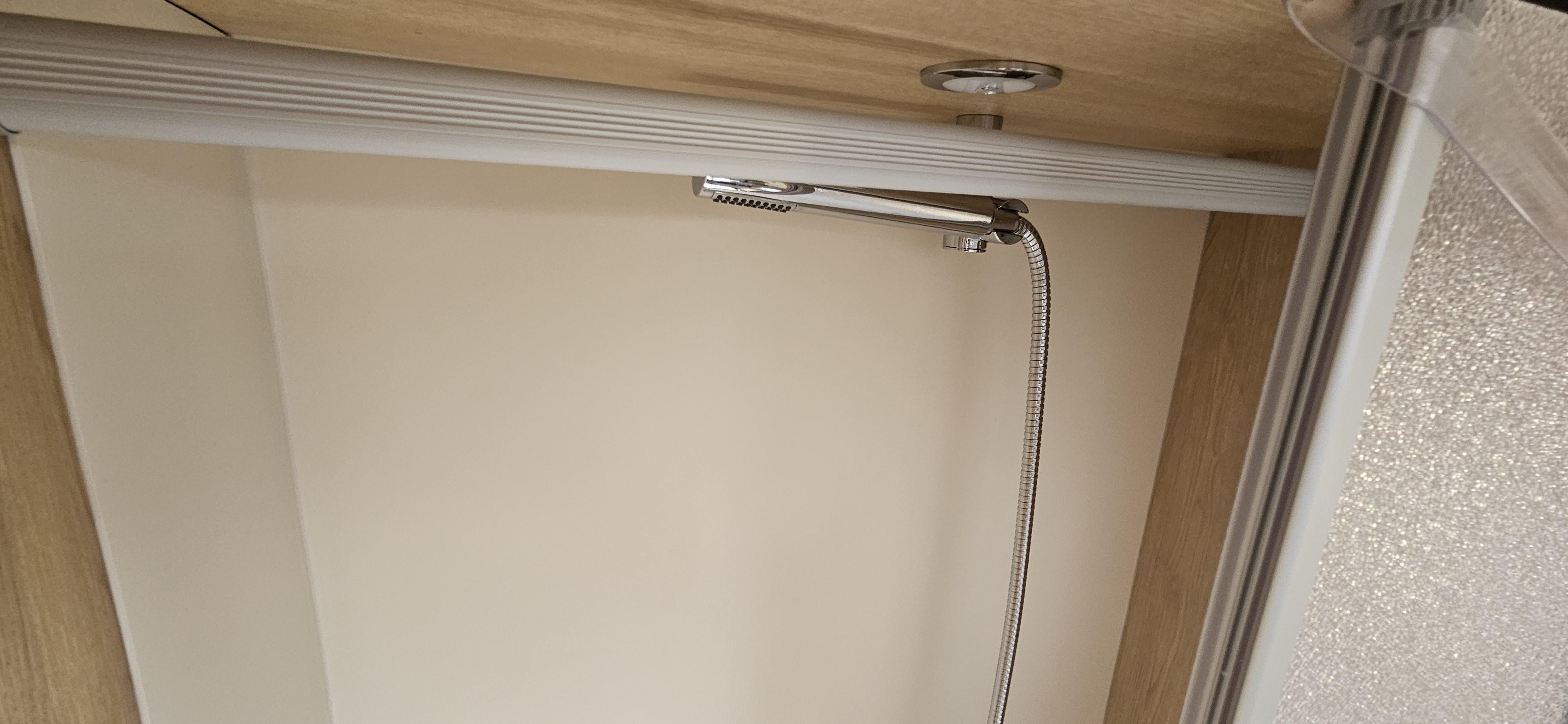  - 24 - CI MANOA 66L XT 