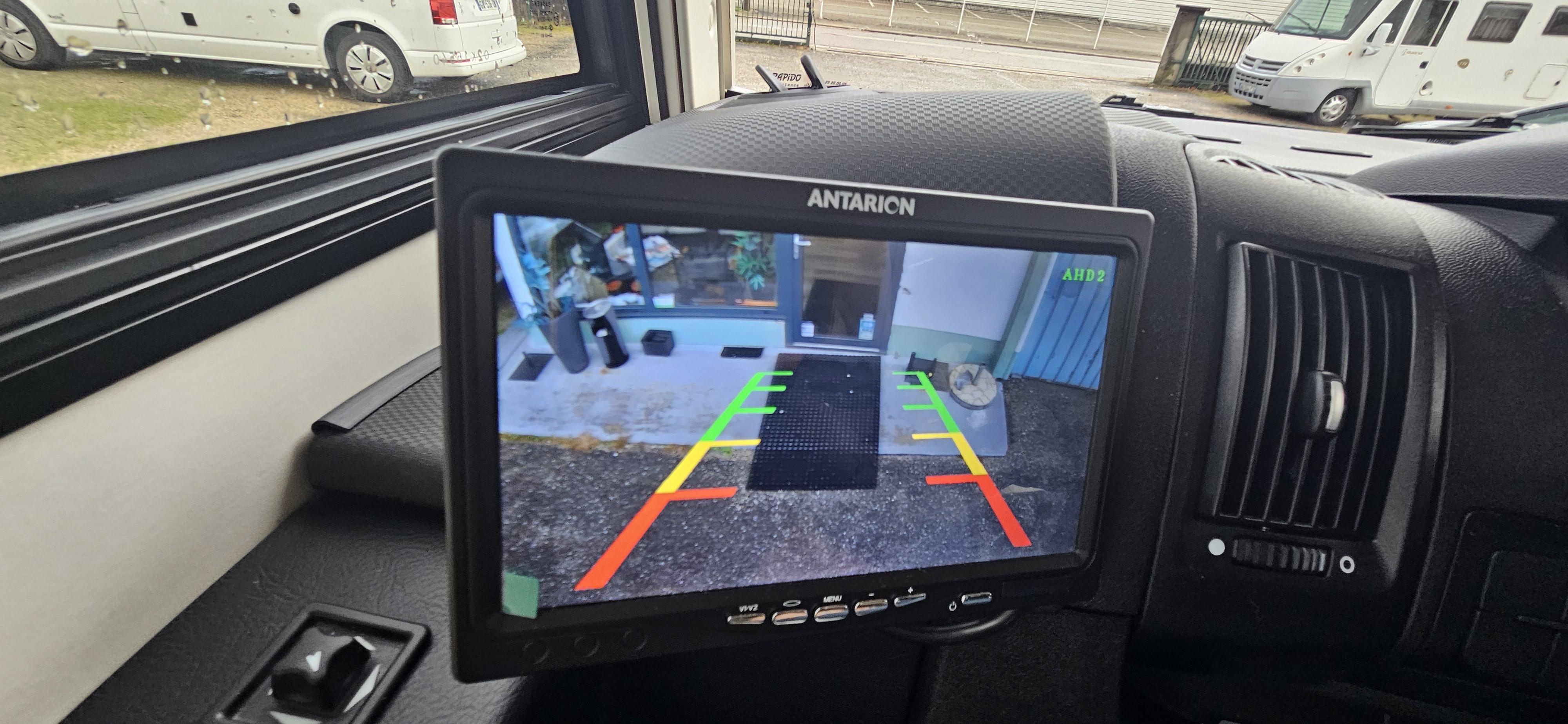  - 25 - RAPIDO 8066 DF PREMIUM EDITION 