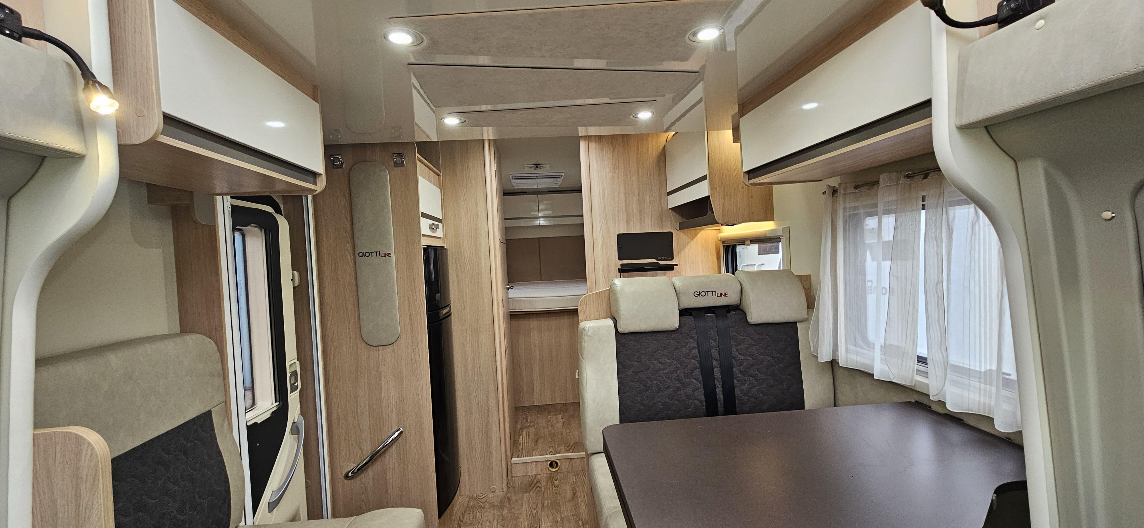  - 13 - GIOTTILINE SIENA 390 PRIVILEGE 