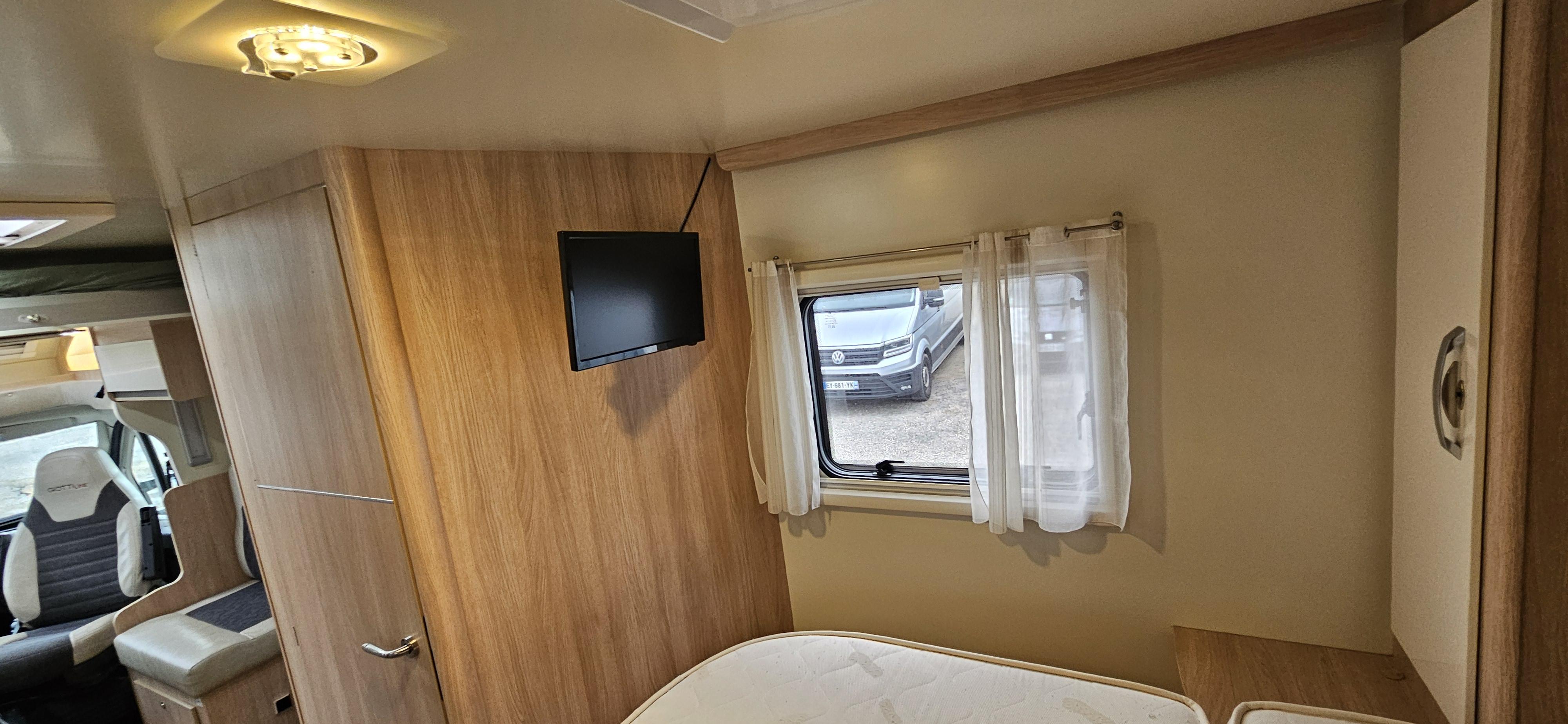  - 23 - GIOTTILINE SIENA 390 PRIVILEGE 