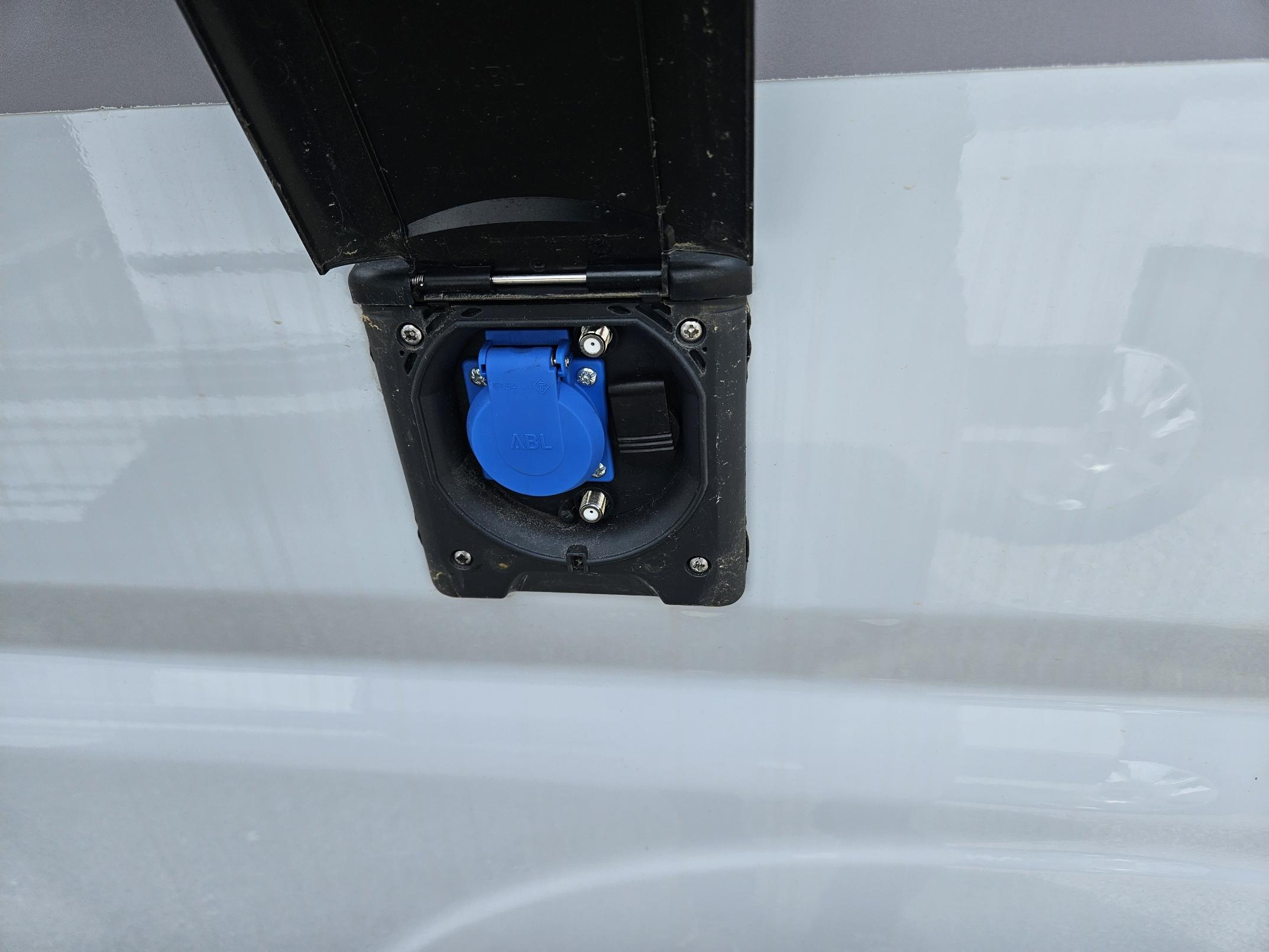  - 14 - BAVARIA K600G 