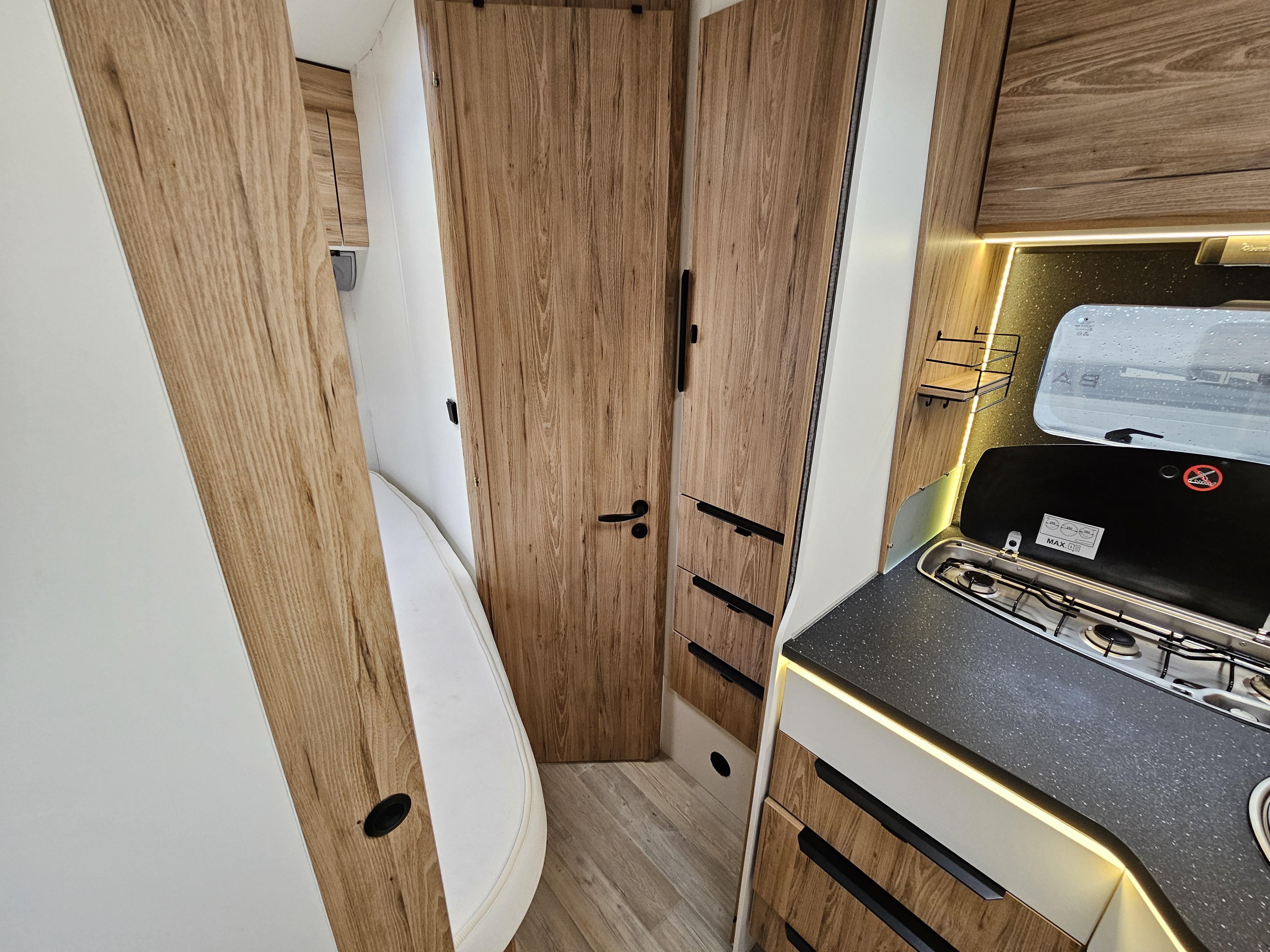  - 16 - BAVARIA T 726 P STYLE 