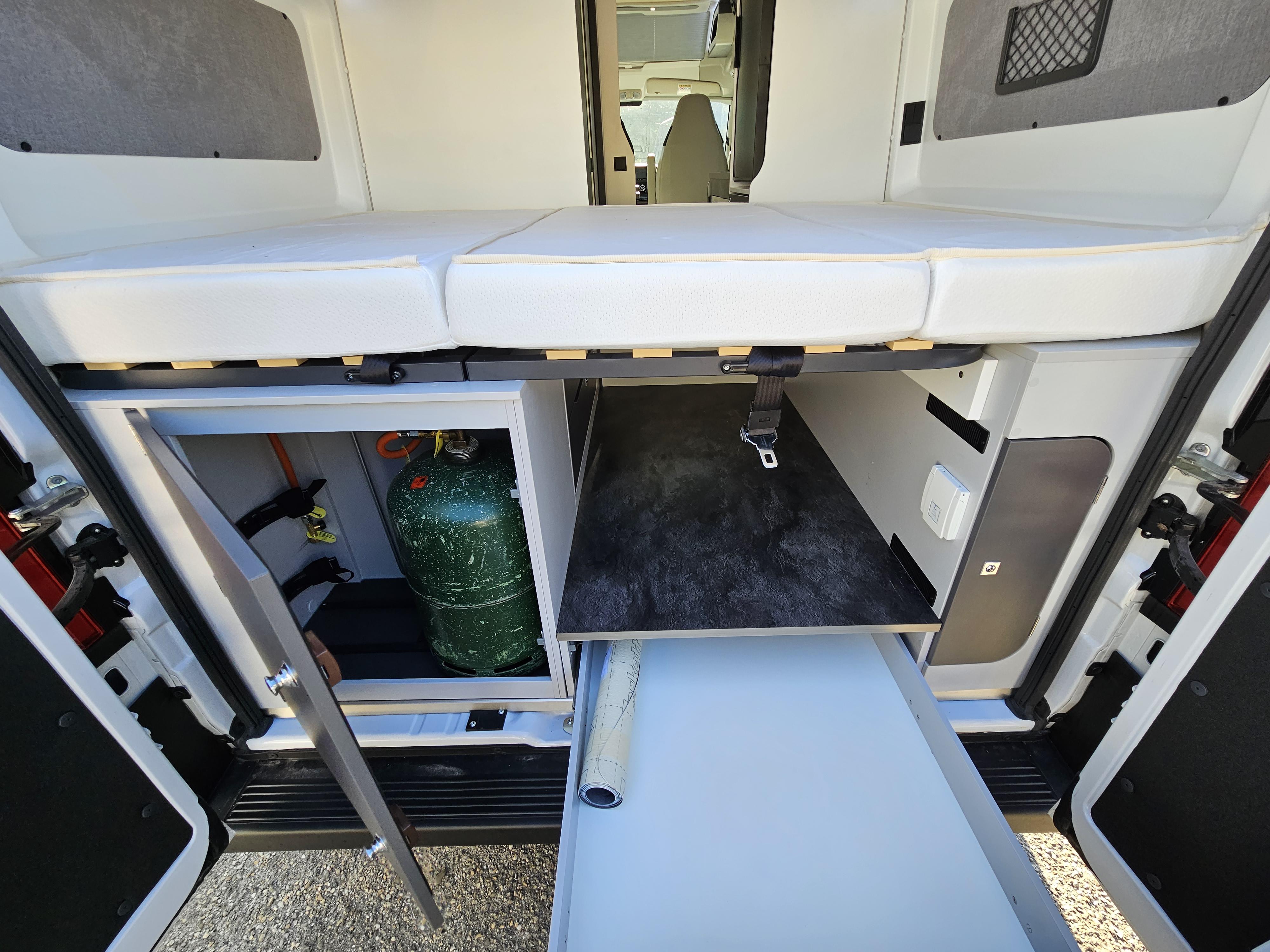  - 4 - BAVARIA K600G PREMIUM 