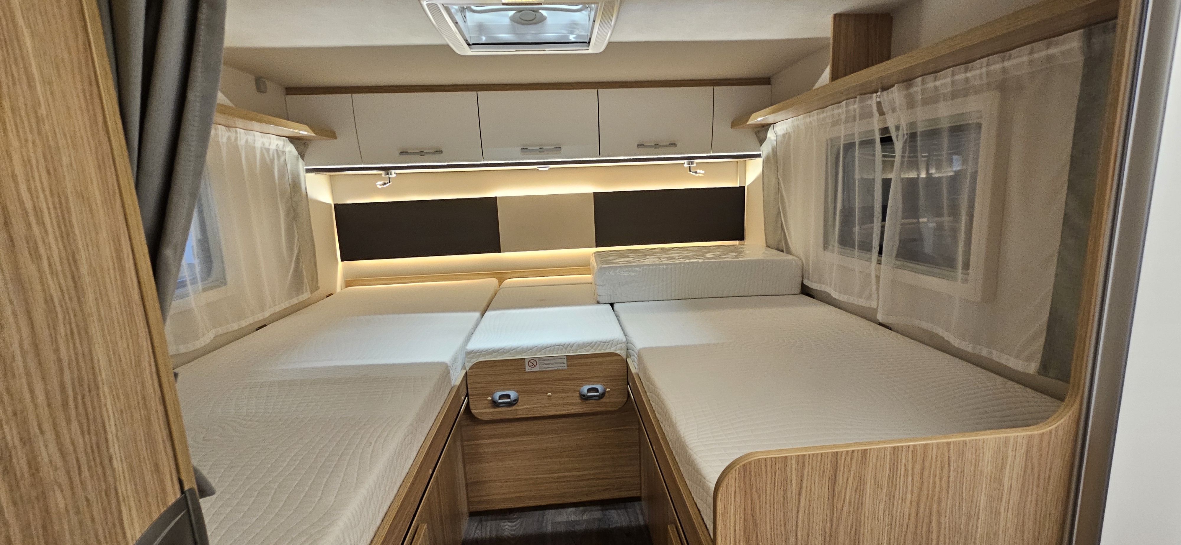  - 10 - SUNLIGHT I68 ADVENTURE EDITION 