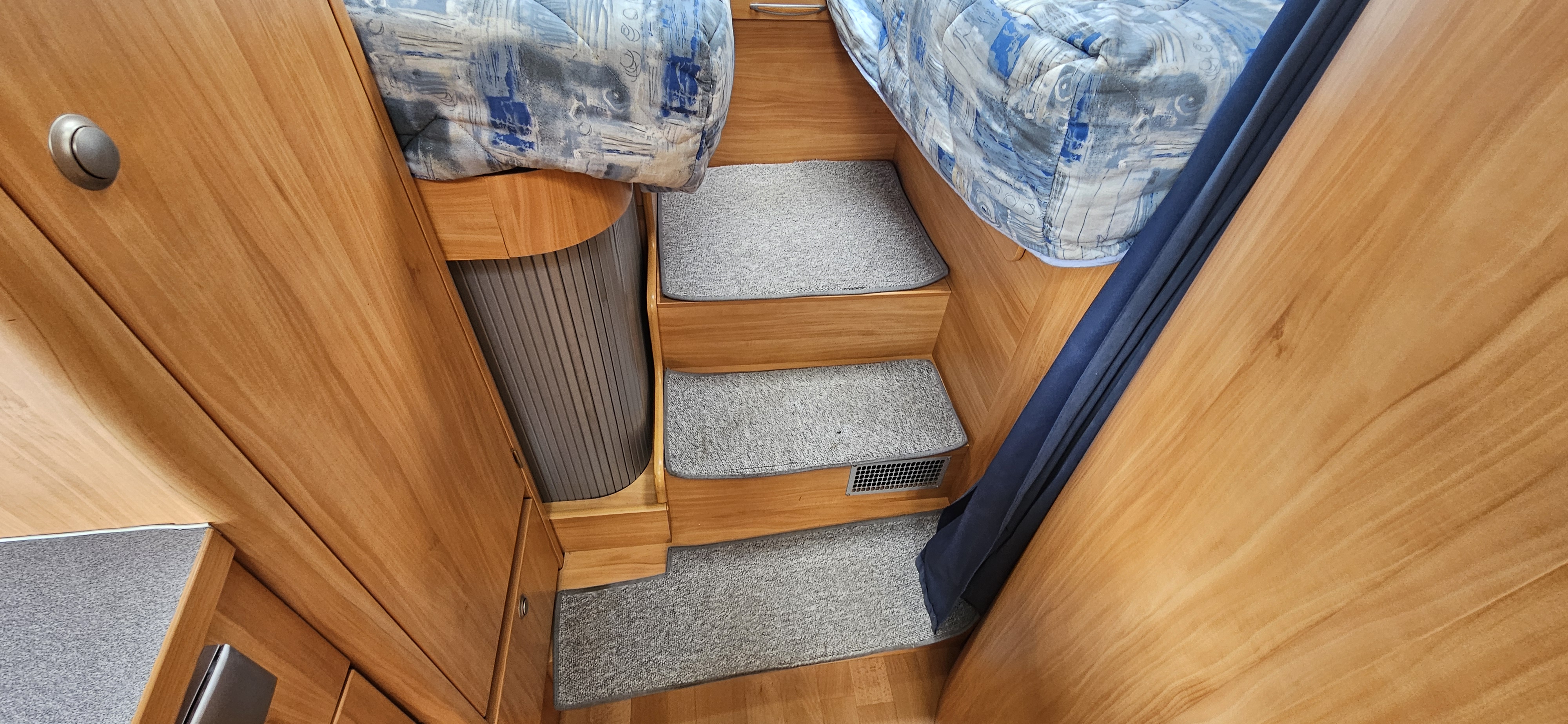  - 7 - ADRIA CORAL S660 SL 