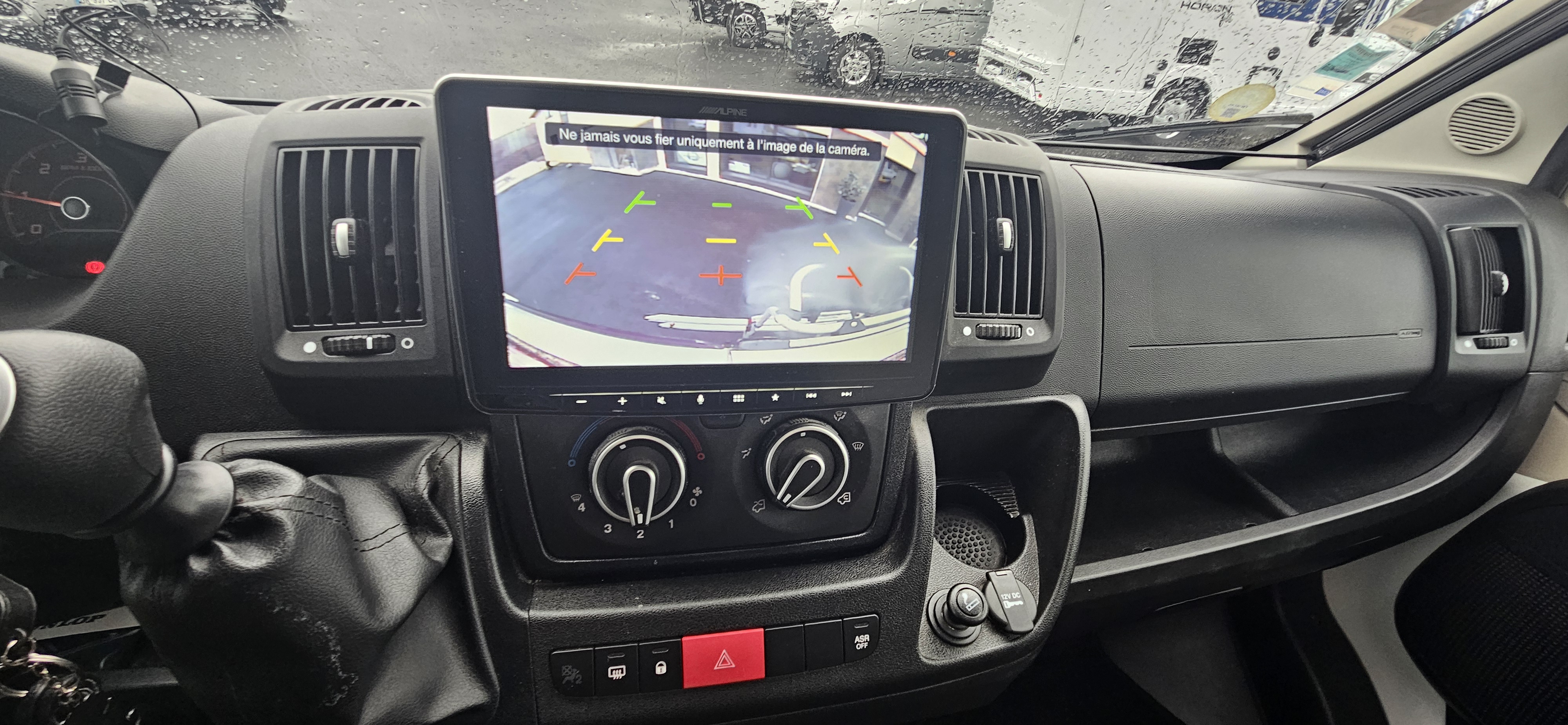  - 13 - ELIOS VAN 63 FAMILLY 