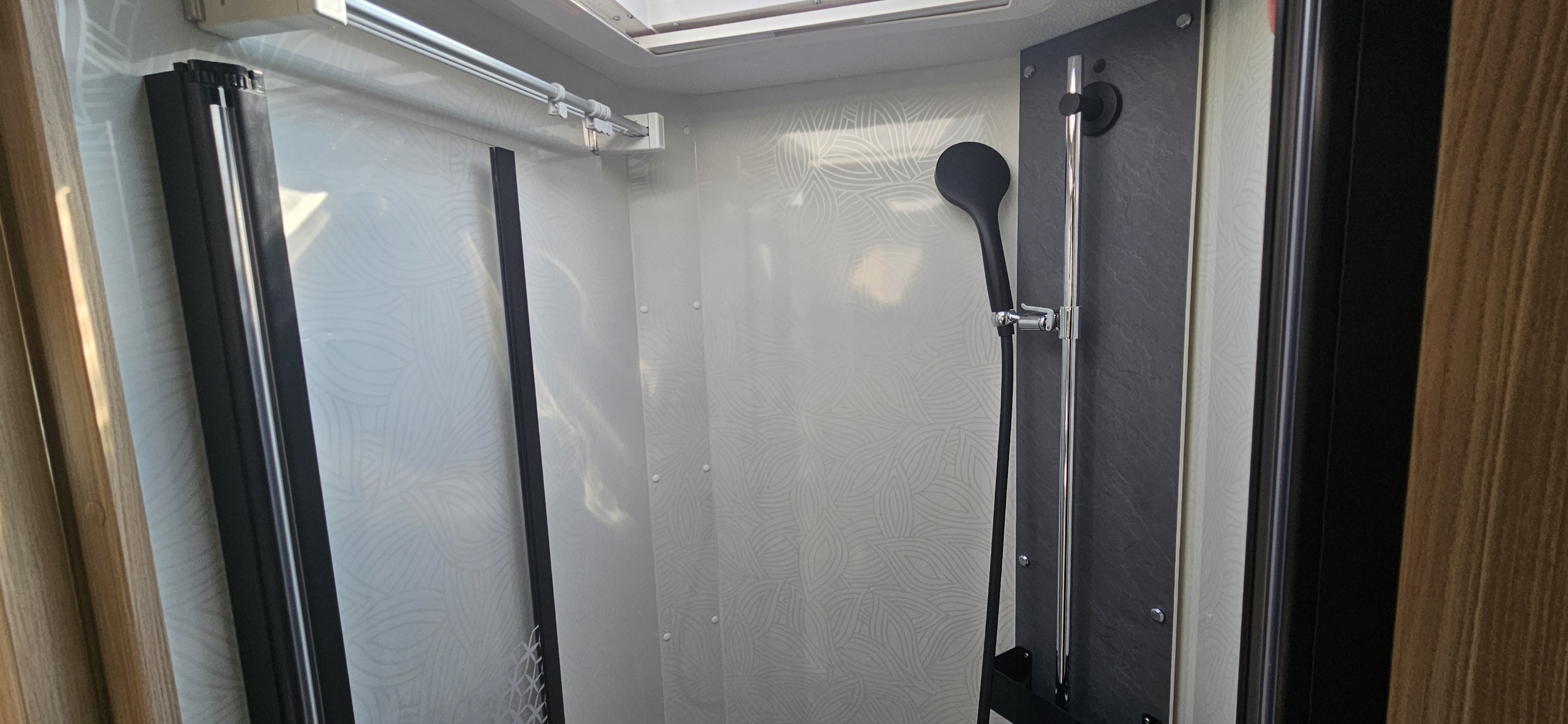  - 21 - FLORIUM MAYFLOWER 67 LO 