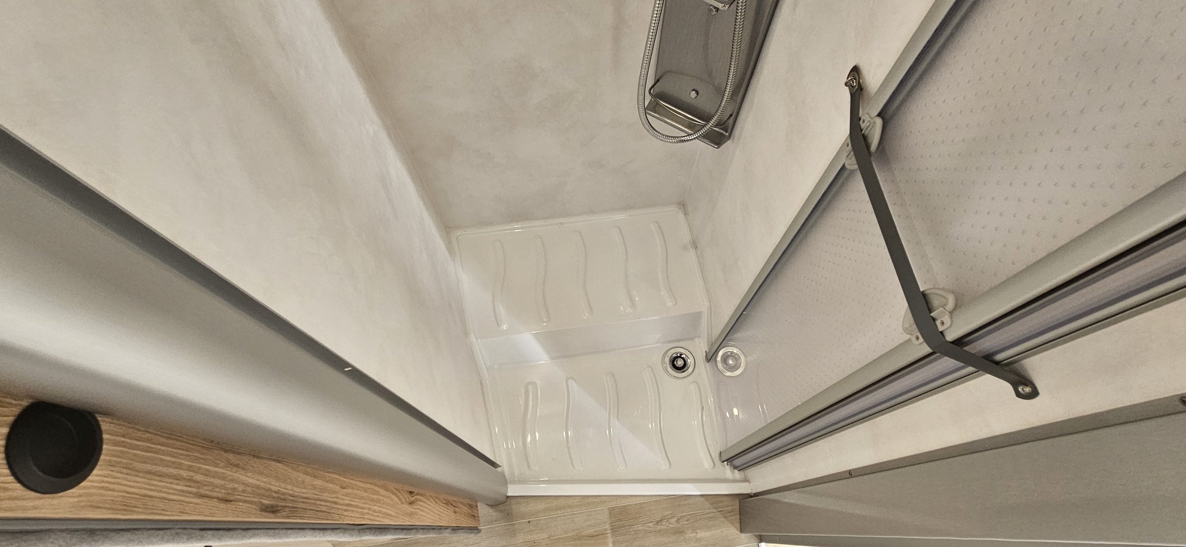  - 19 - BAVARIA T 726 FC NOMADE 