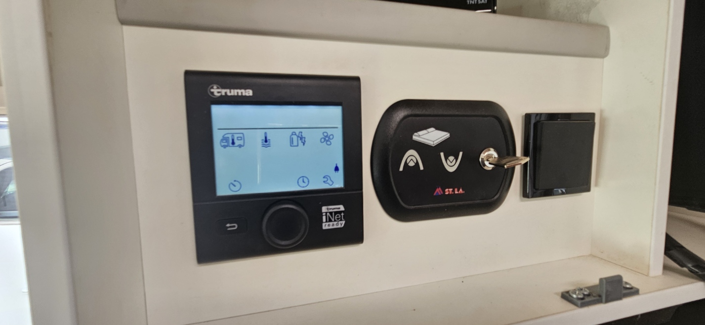  - 16 - PILOTE P746FC SENSATION 