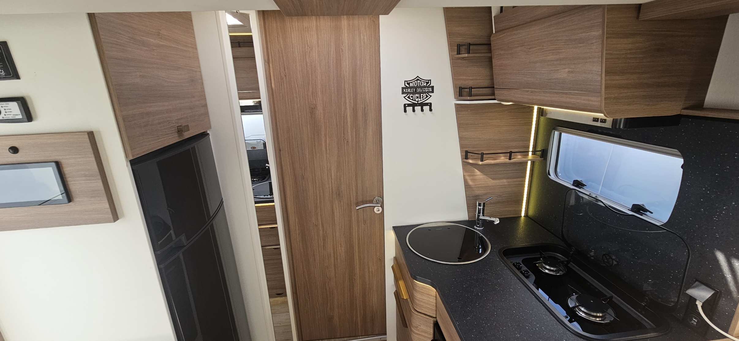  - 24 - PILOTE P746FC SENSATION 