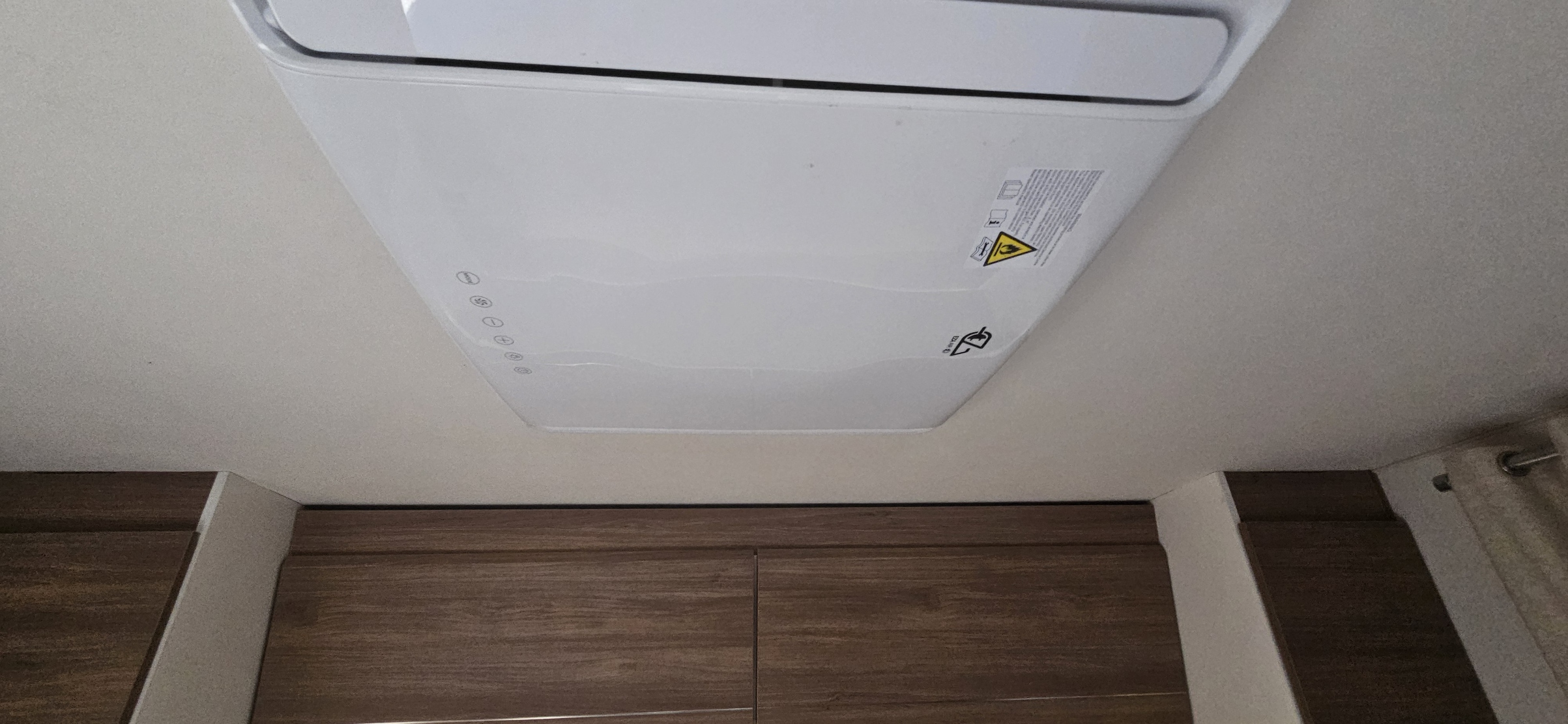  - 27 - PILOTE P746FC SENSATION 