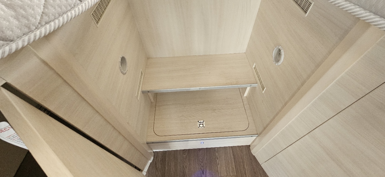  - 31 - CHALLENGER SIRIUS 3067 GA 