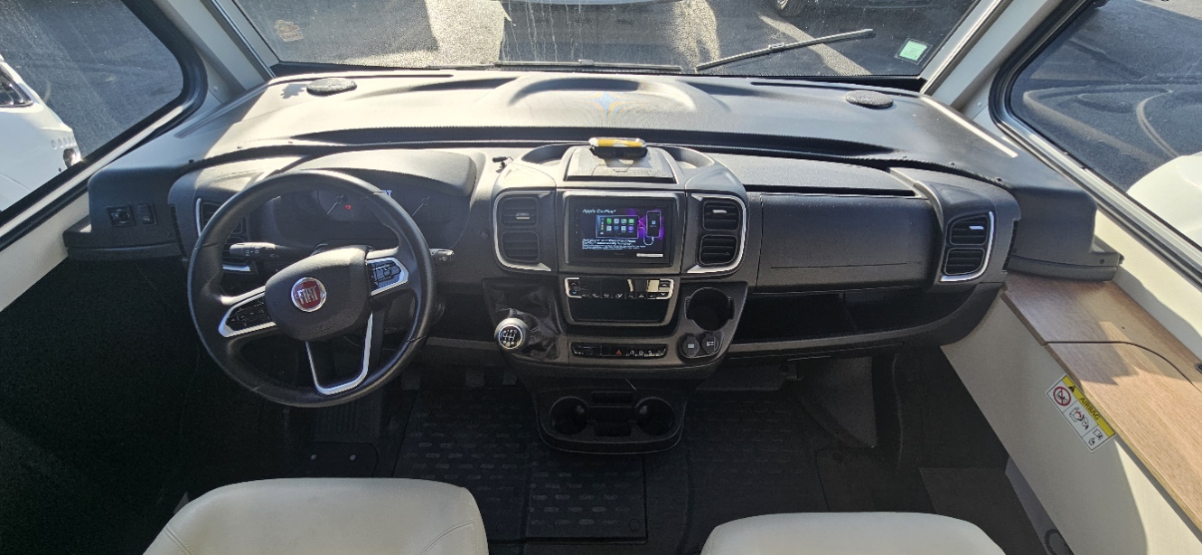  - 9 - DETHLEFFS I 7057 DBL TREND 