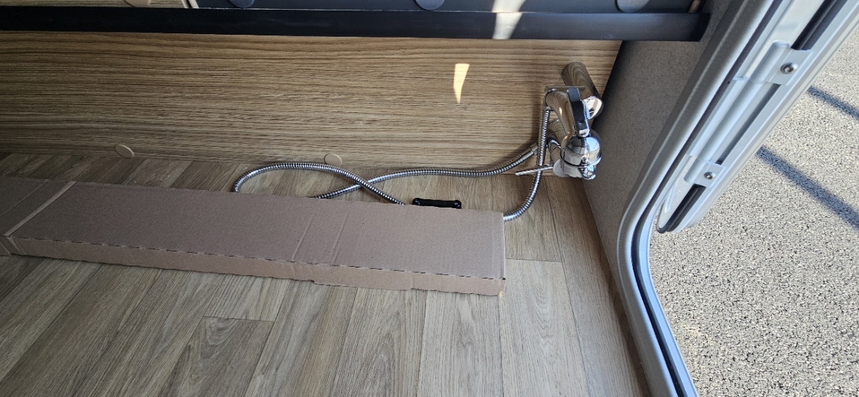  - 4 - BAVARIA T 740 FC NOMADE 