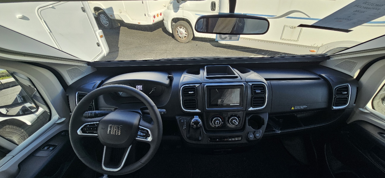  - 7 - BAVARIA T 740 FC NOMADE 