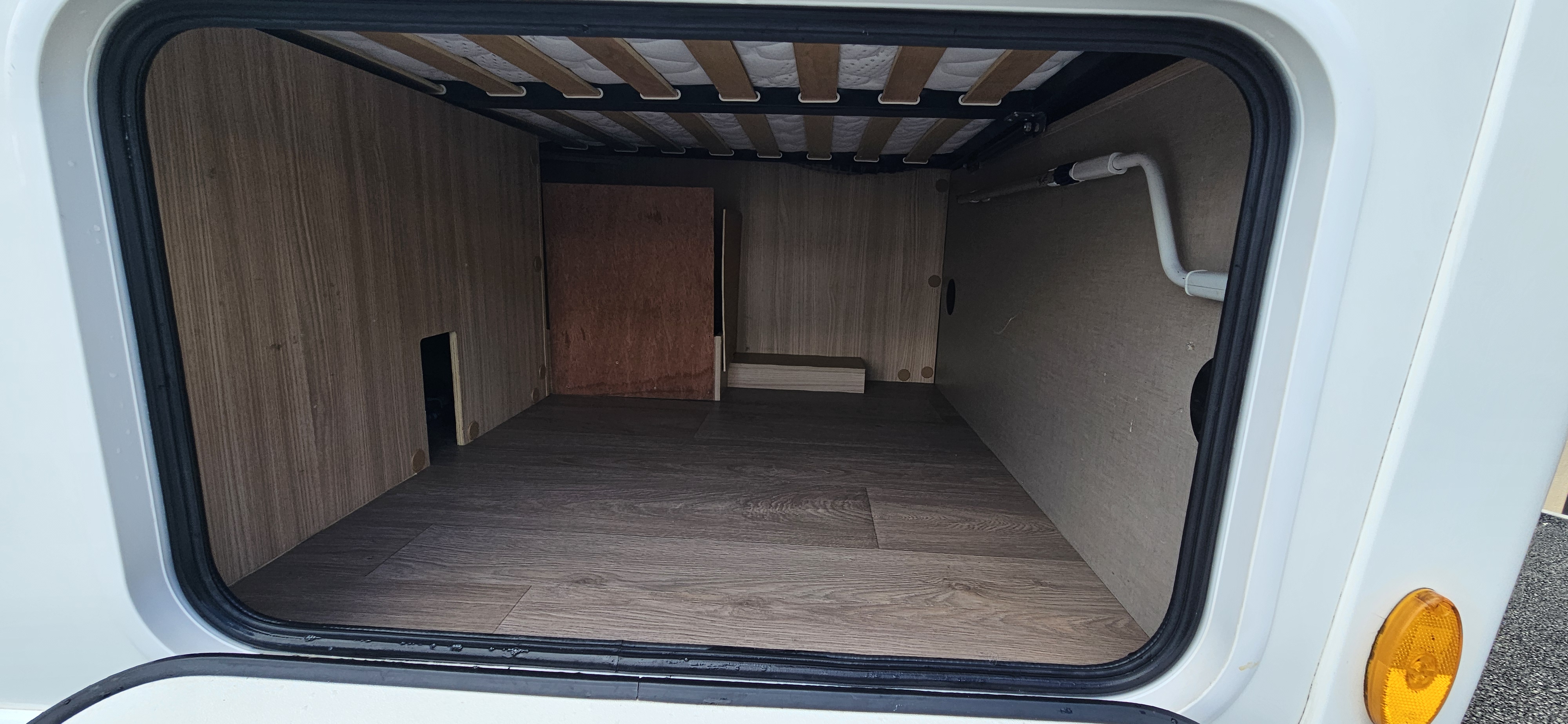  - 18 - FLORIUM BAXTER 60 LG 