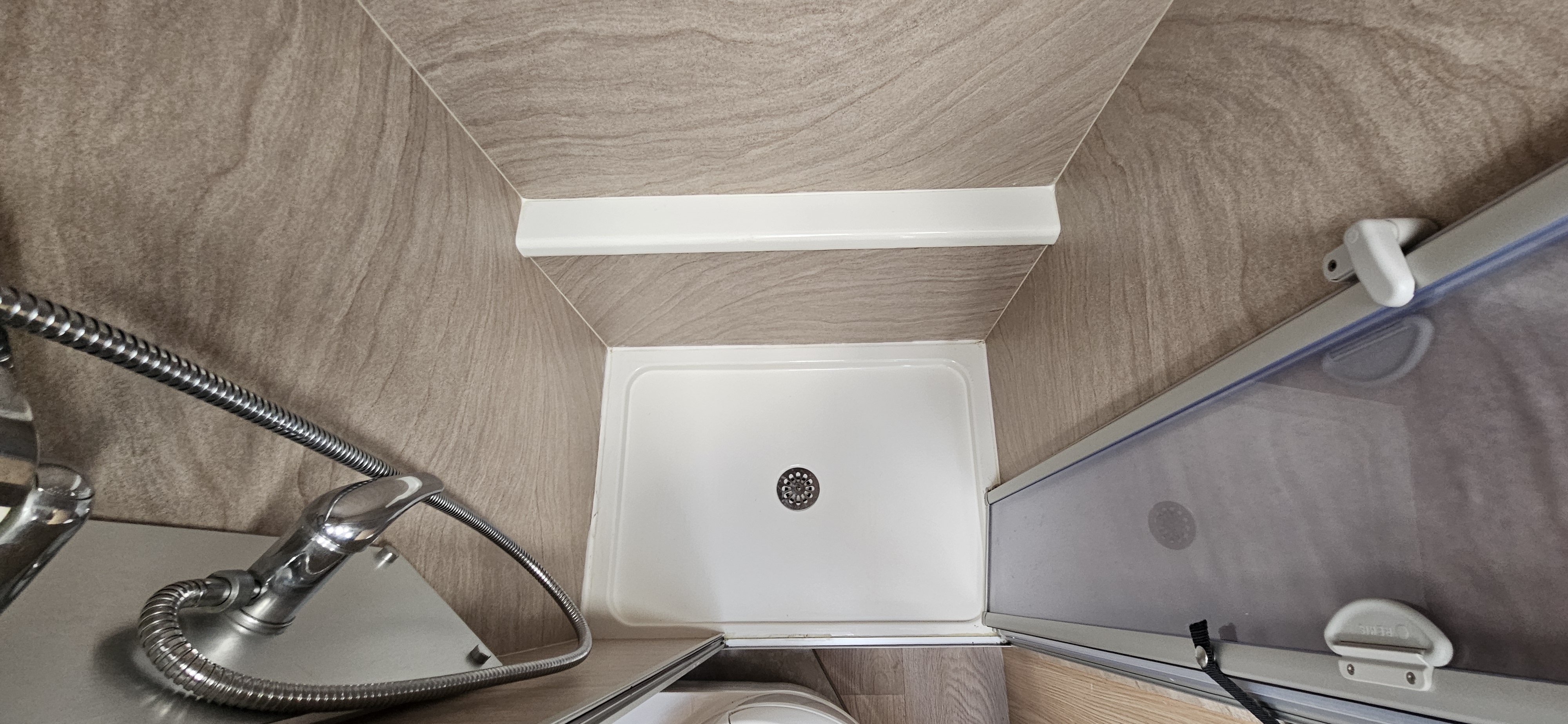  - 24 - FLORIUM BAXTER 60 LG 