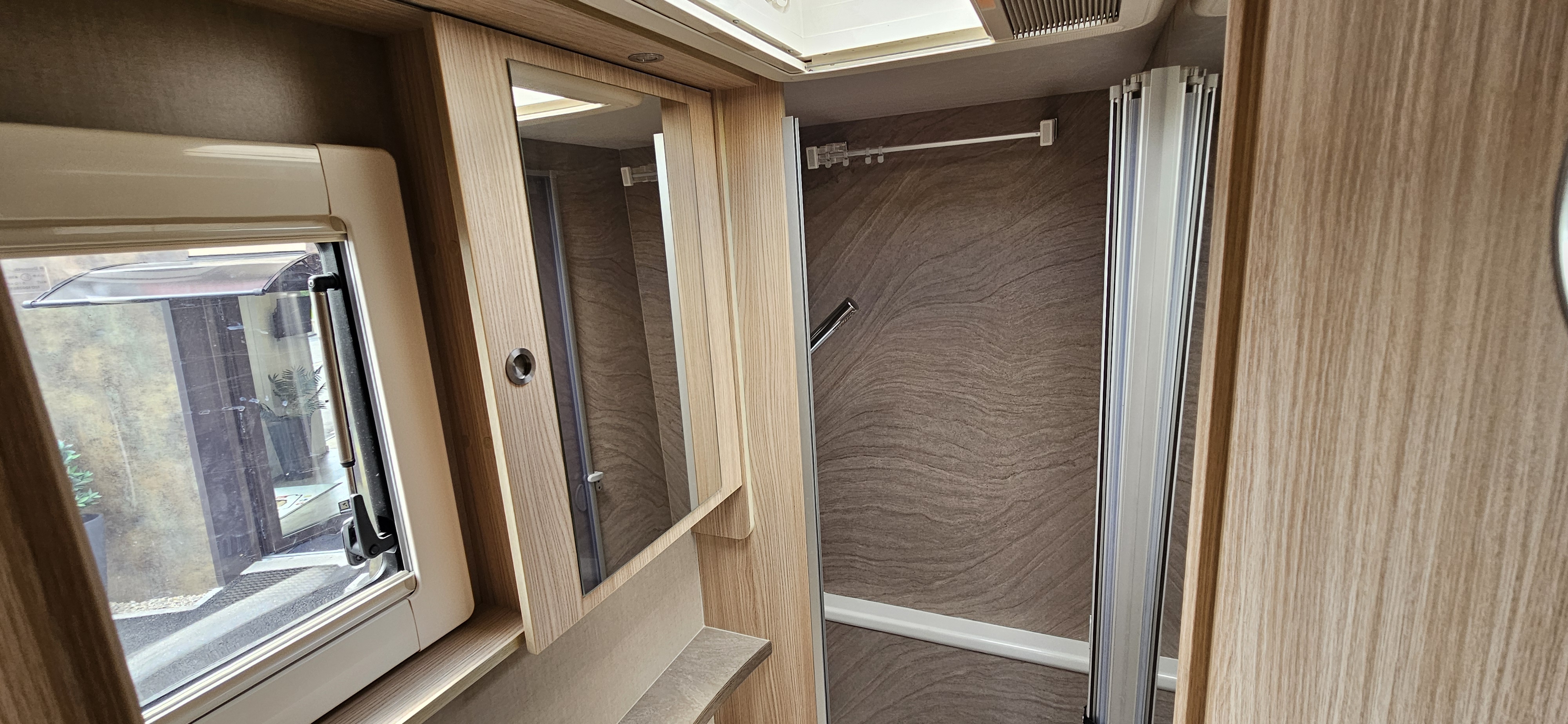  - 25 - FLORIUM BAXTER 60 LG 