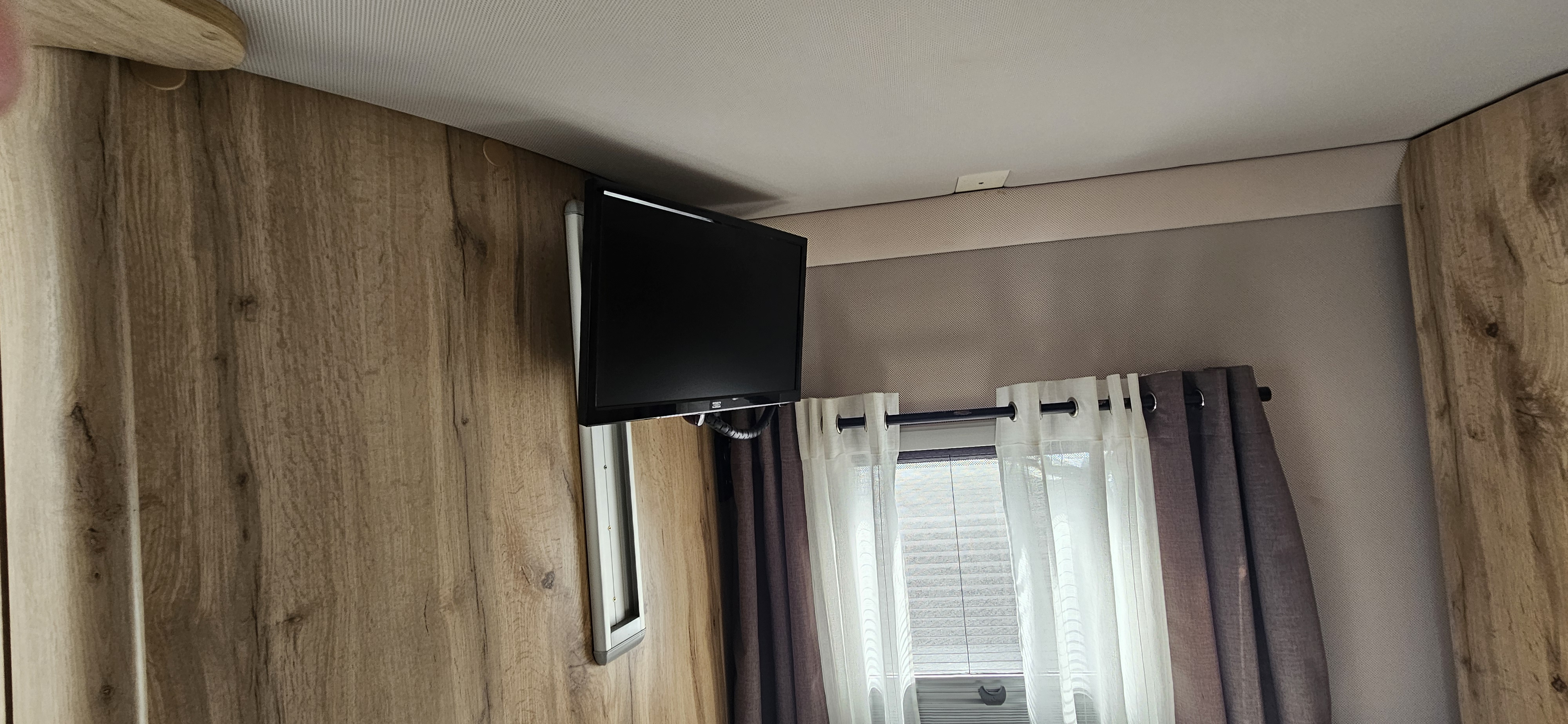  - 18 - LE VOYAGEUR 7.8 CF 40ième ANNIVERSAIRE 