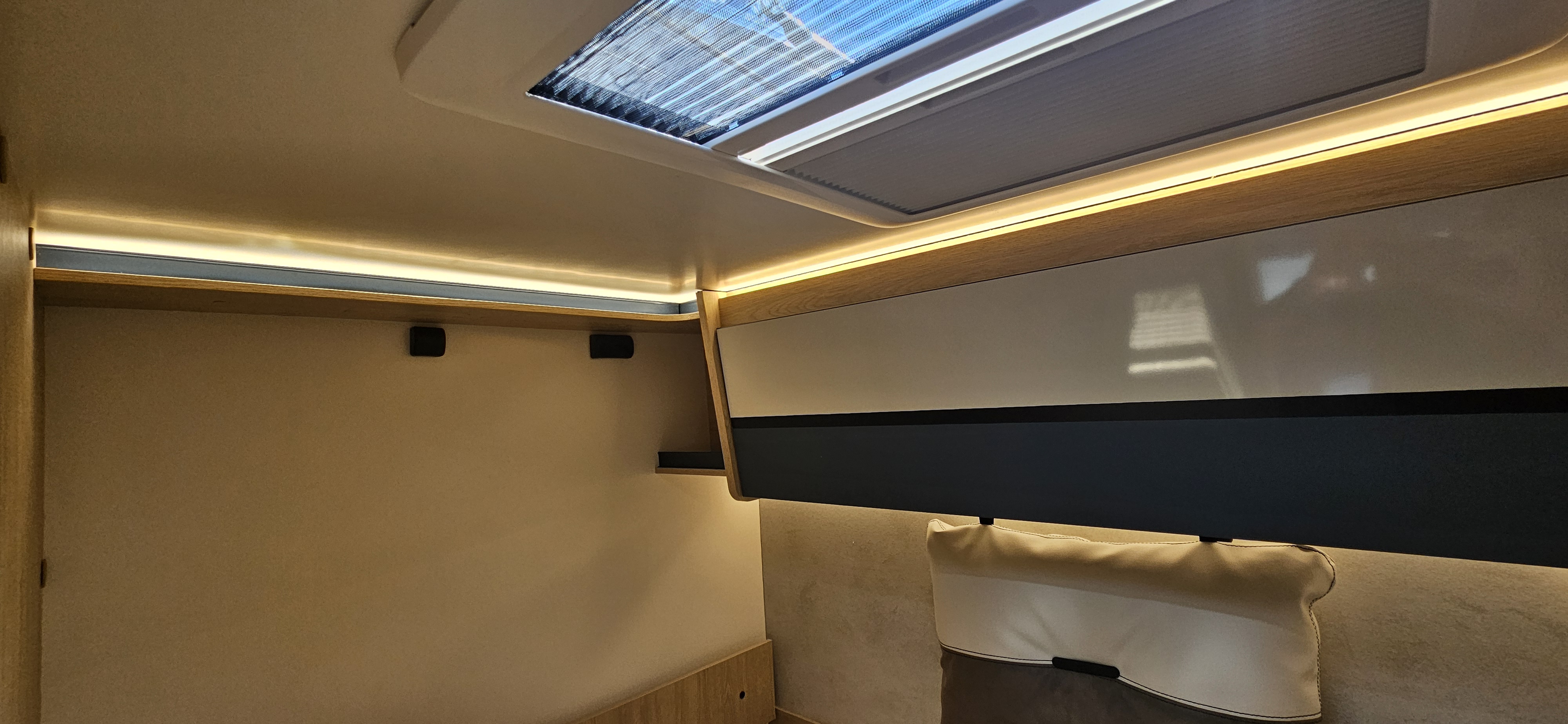  - 4 - CI HORON FIT 94 XT SPRING EDITION 