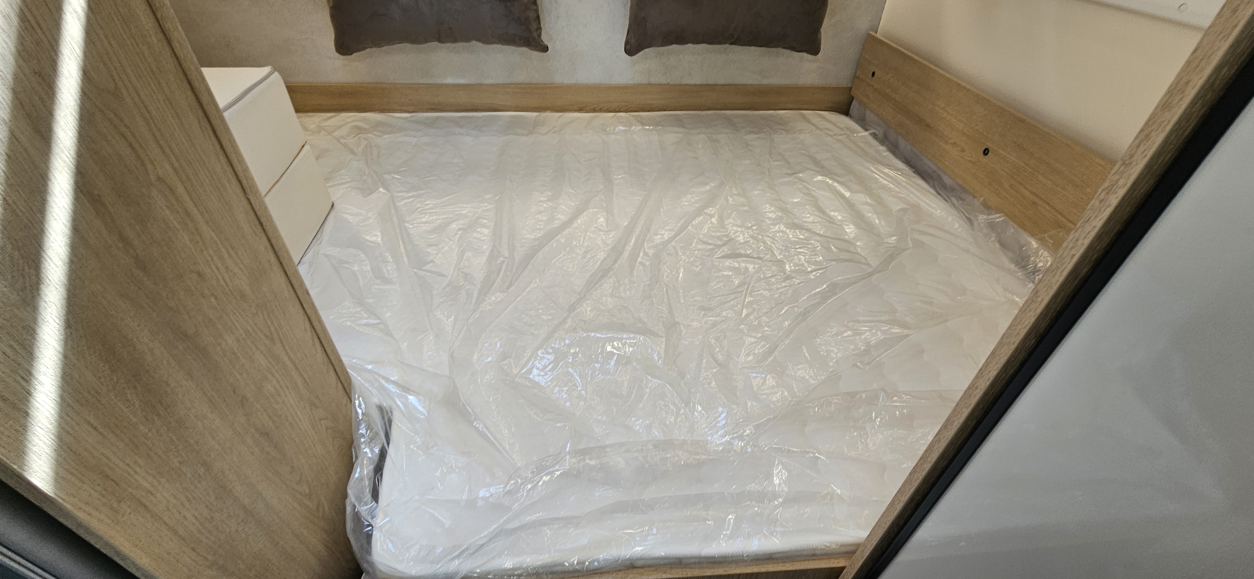  - 6 - CI HORON FIT 94 XT SPRING EDITION 