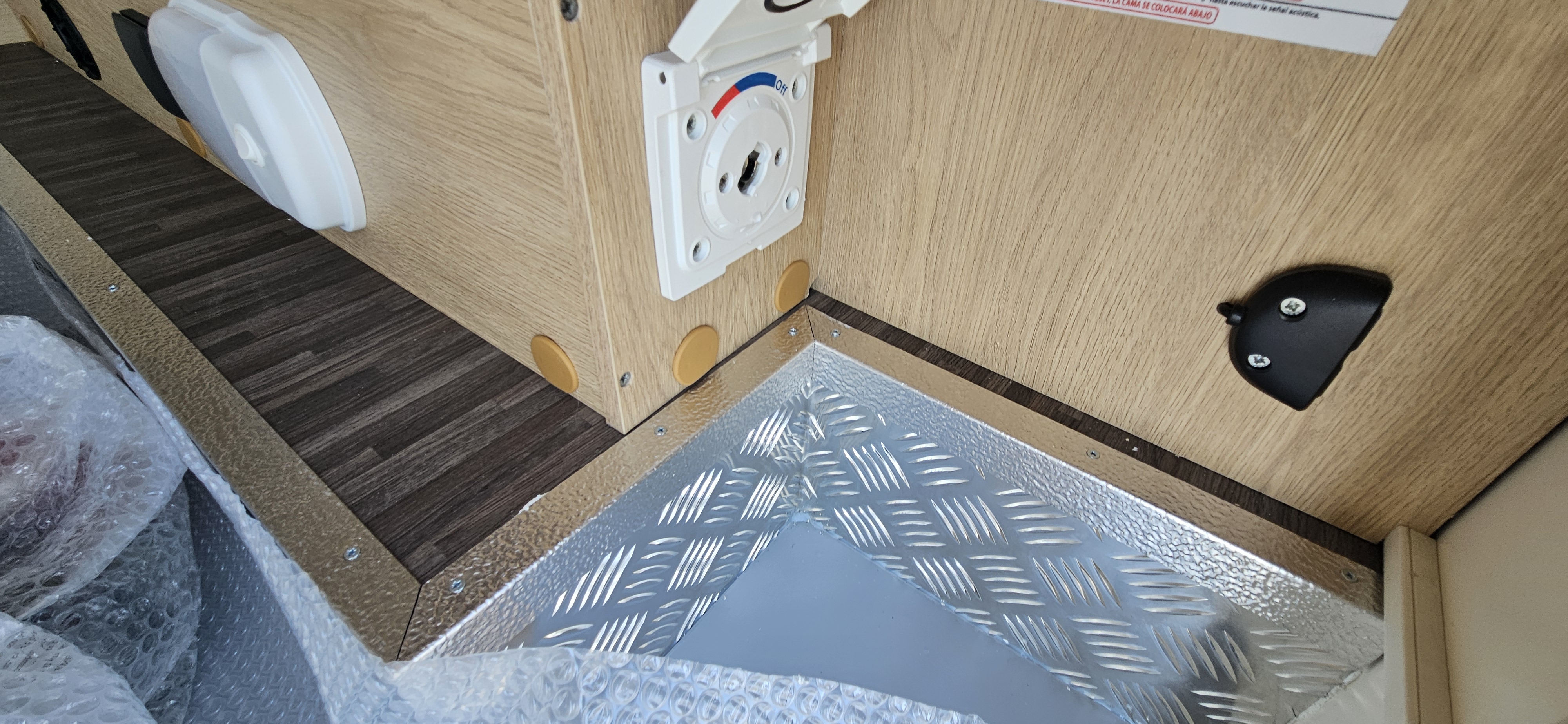  - 23 - CI HORON FIT 94 XT SPRING EDITION 