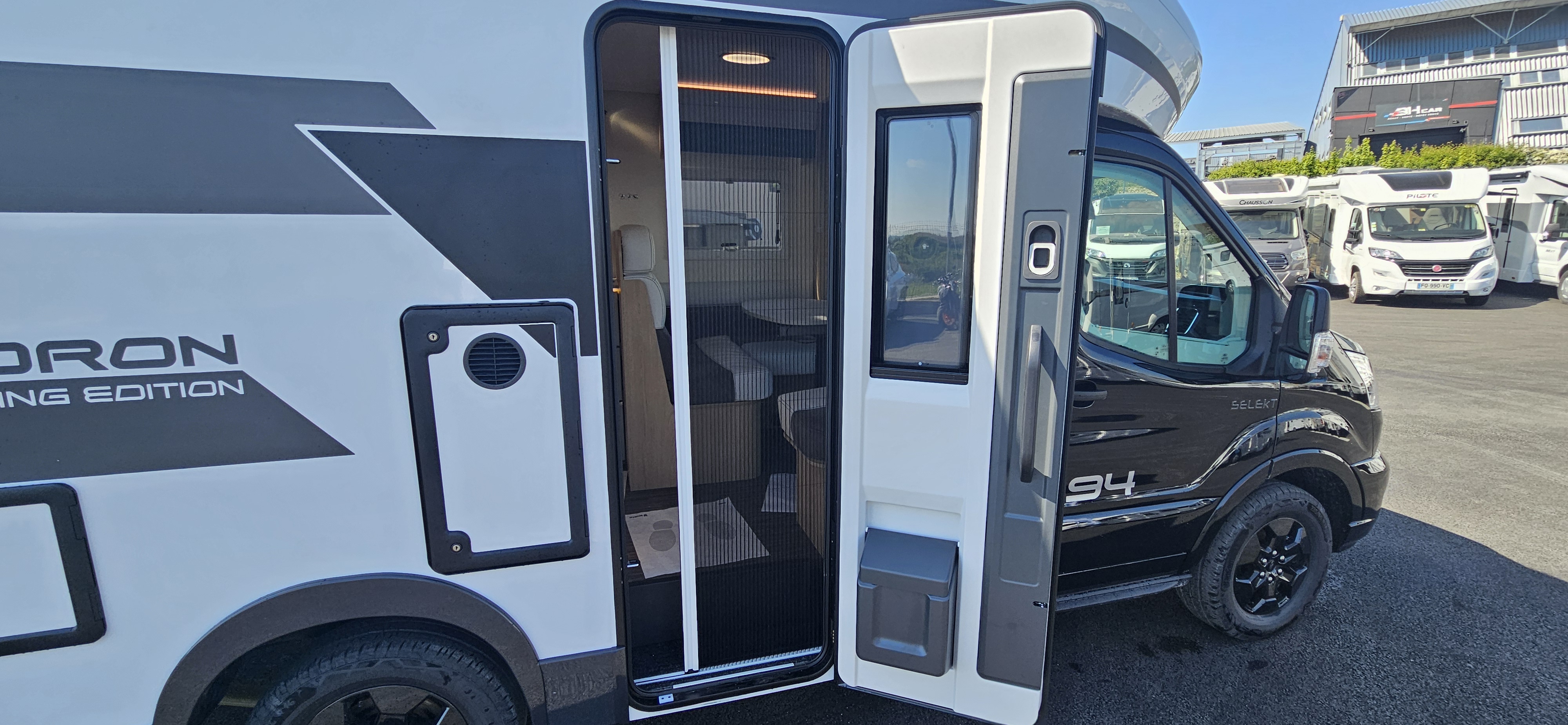  - 31 - CI HORON FIT 94 XT SPRING EDITION 