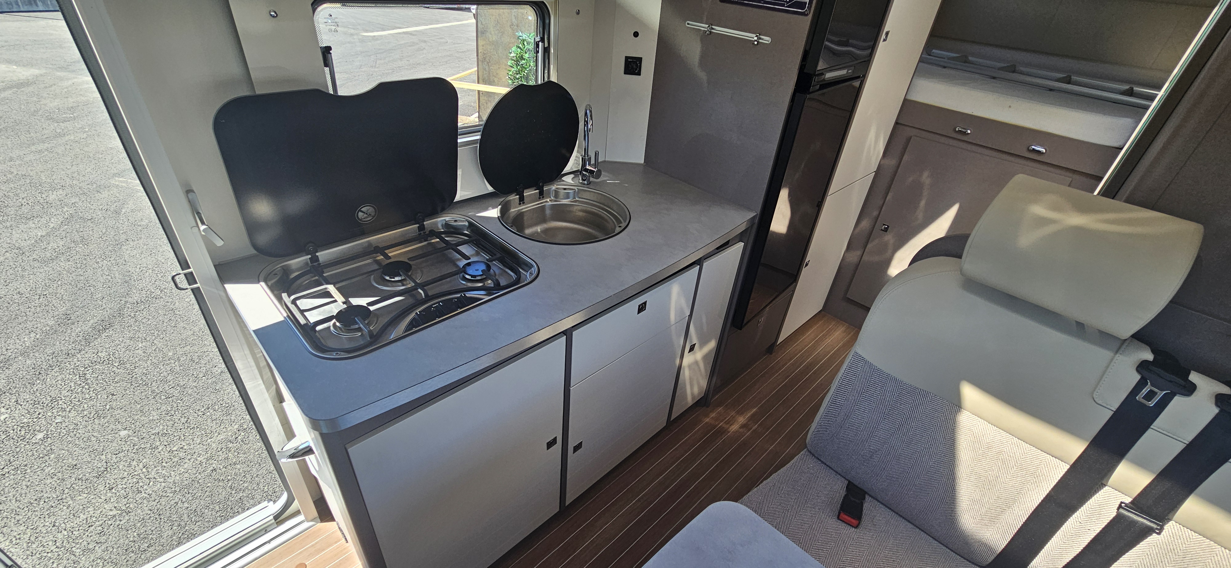  - 16 - ETRUSCO A 7300 BD 