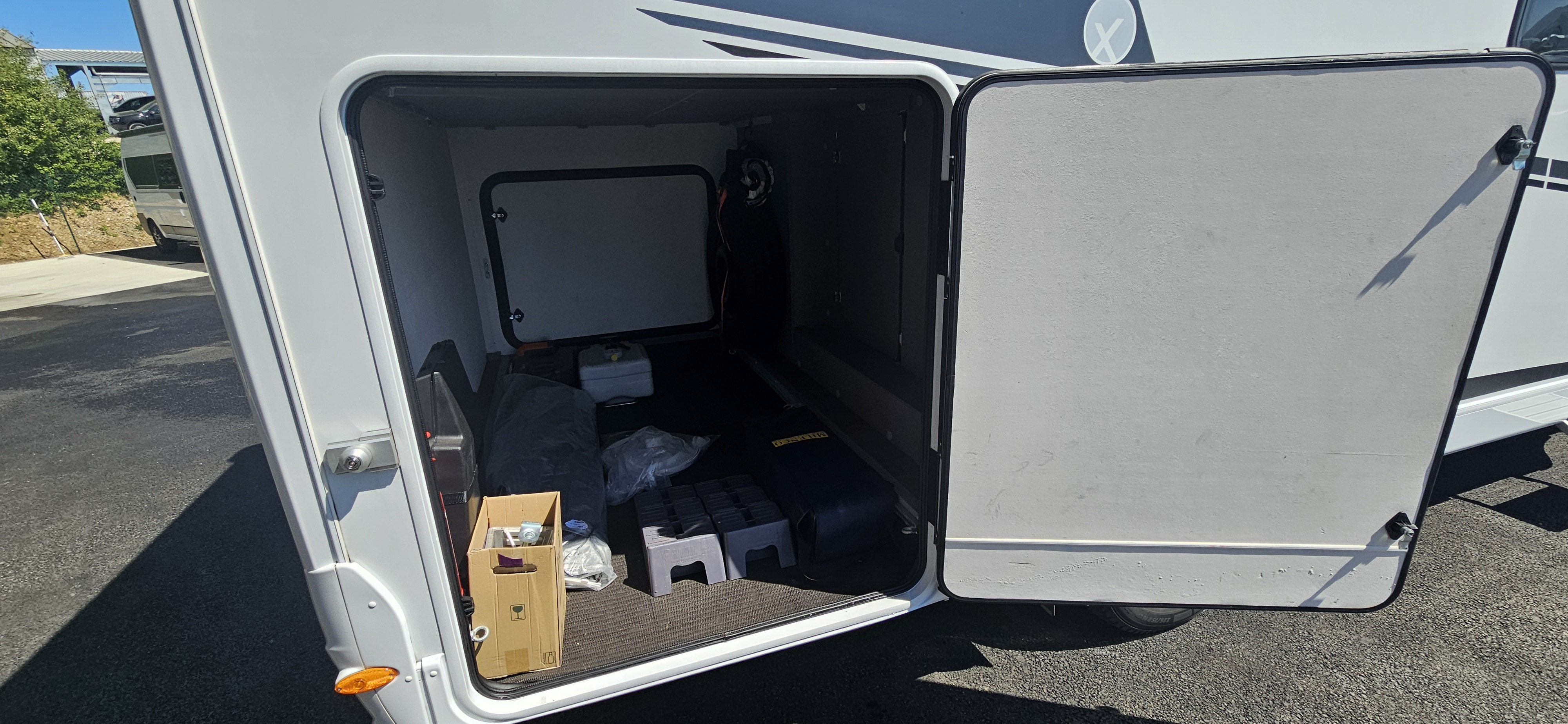  - 26 - ETRUSCO A 7300 BD 