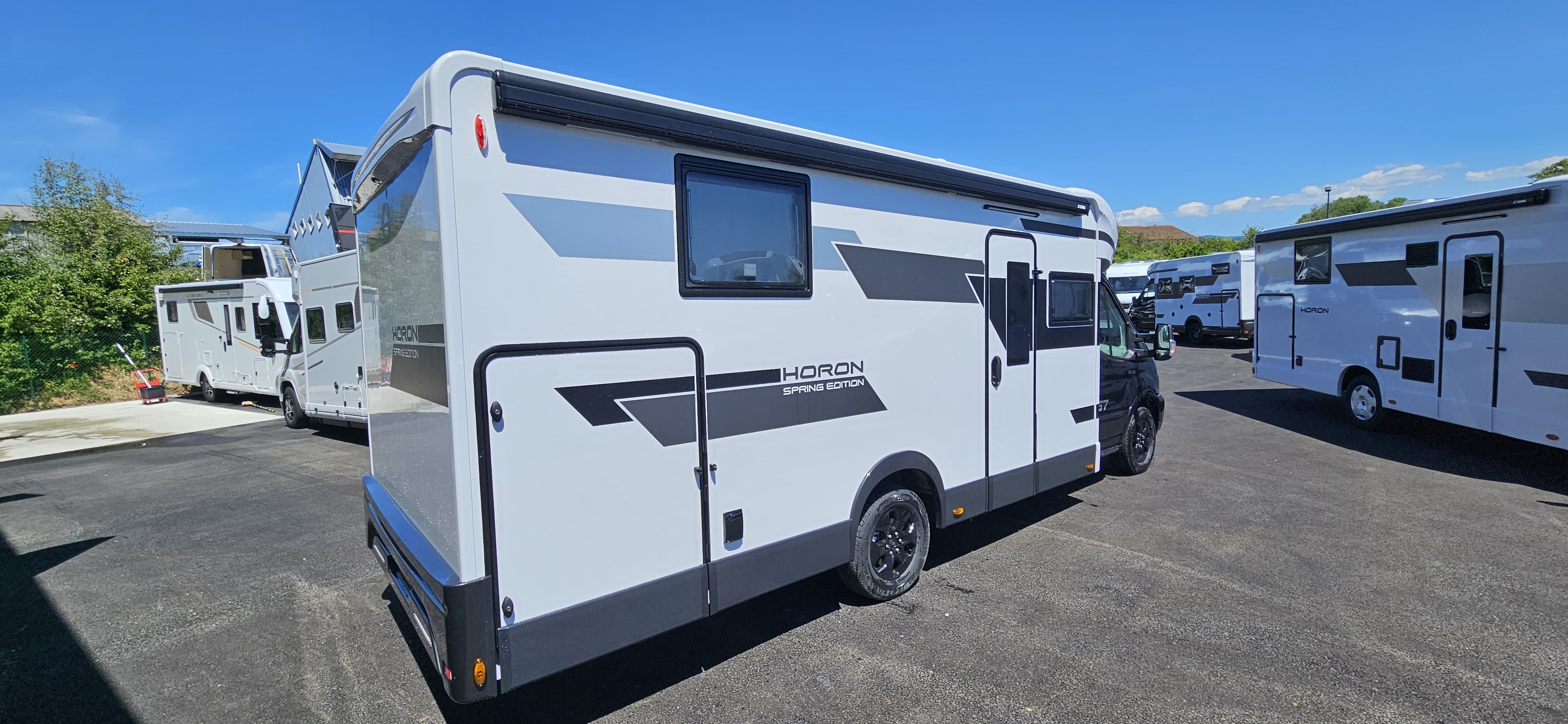  - 3 - CI HORON 67 XT SPRING EDITION 