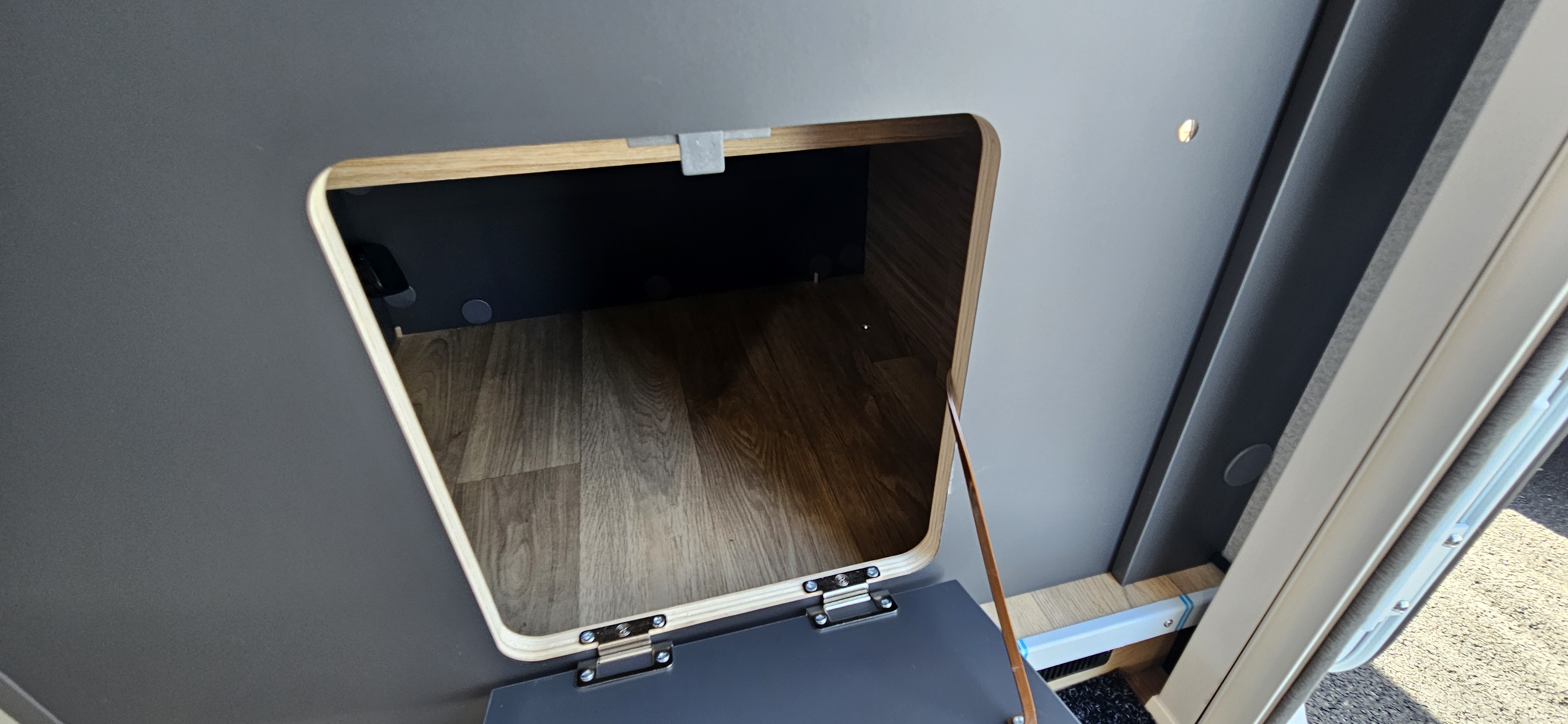  - 12 - BAVARIA I 740 FC NOMADE 