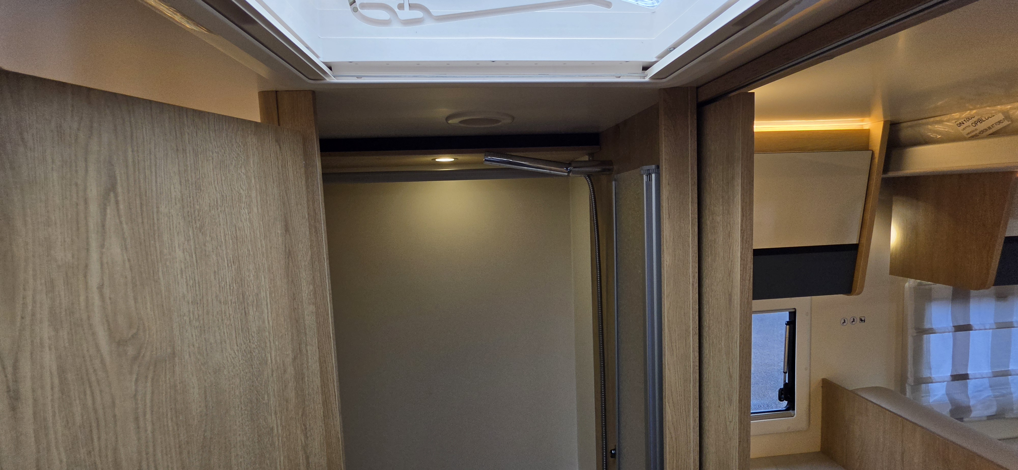  - 24 - CI HORON 88XT SPRING EDITION 