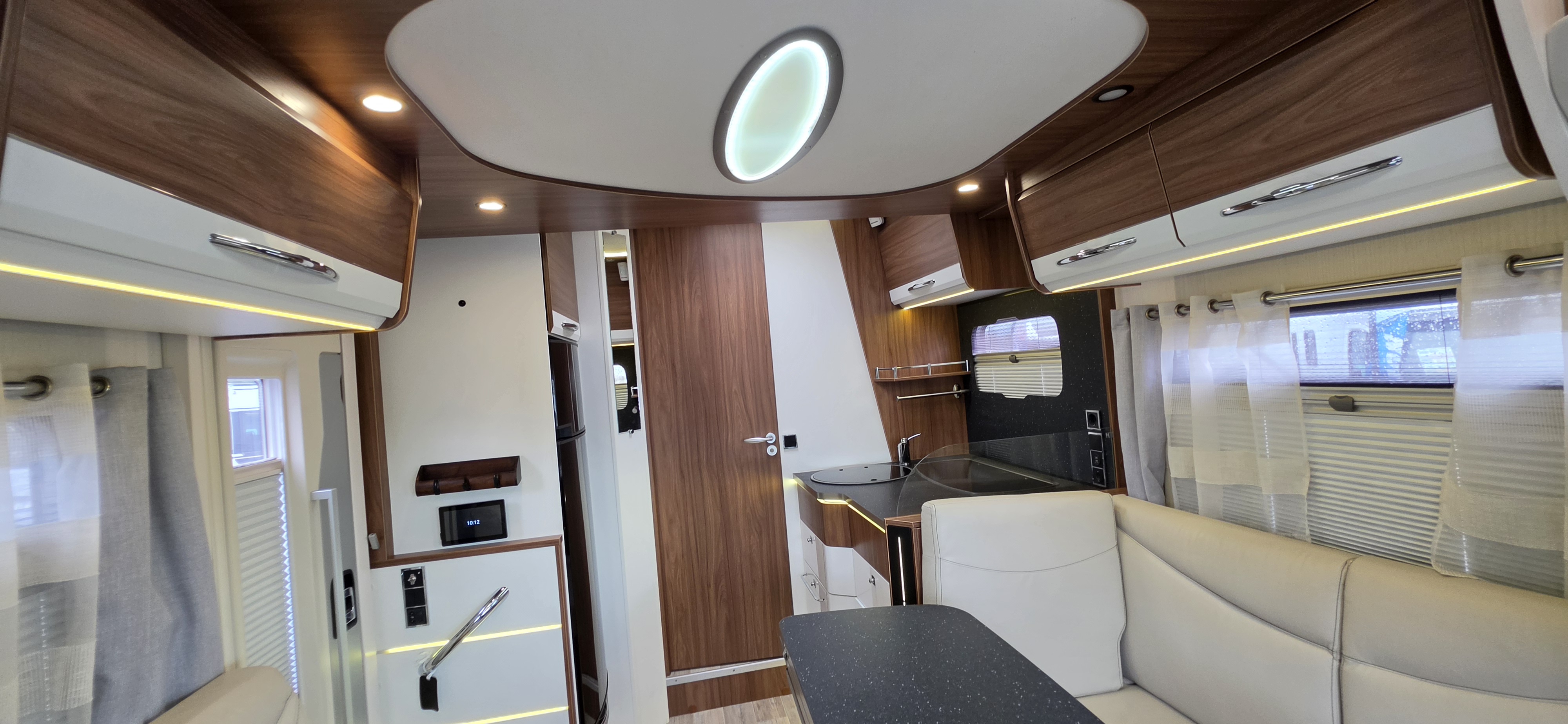  - 17 - PILOTE P 746 FC ESSENTIEL 