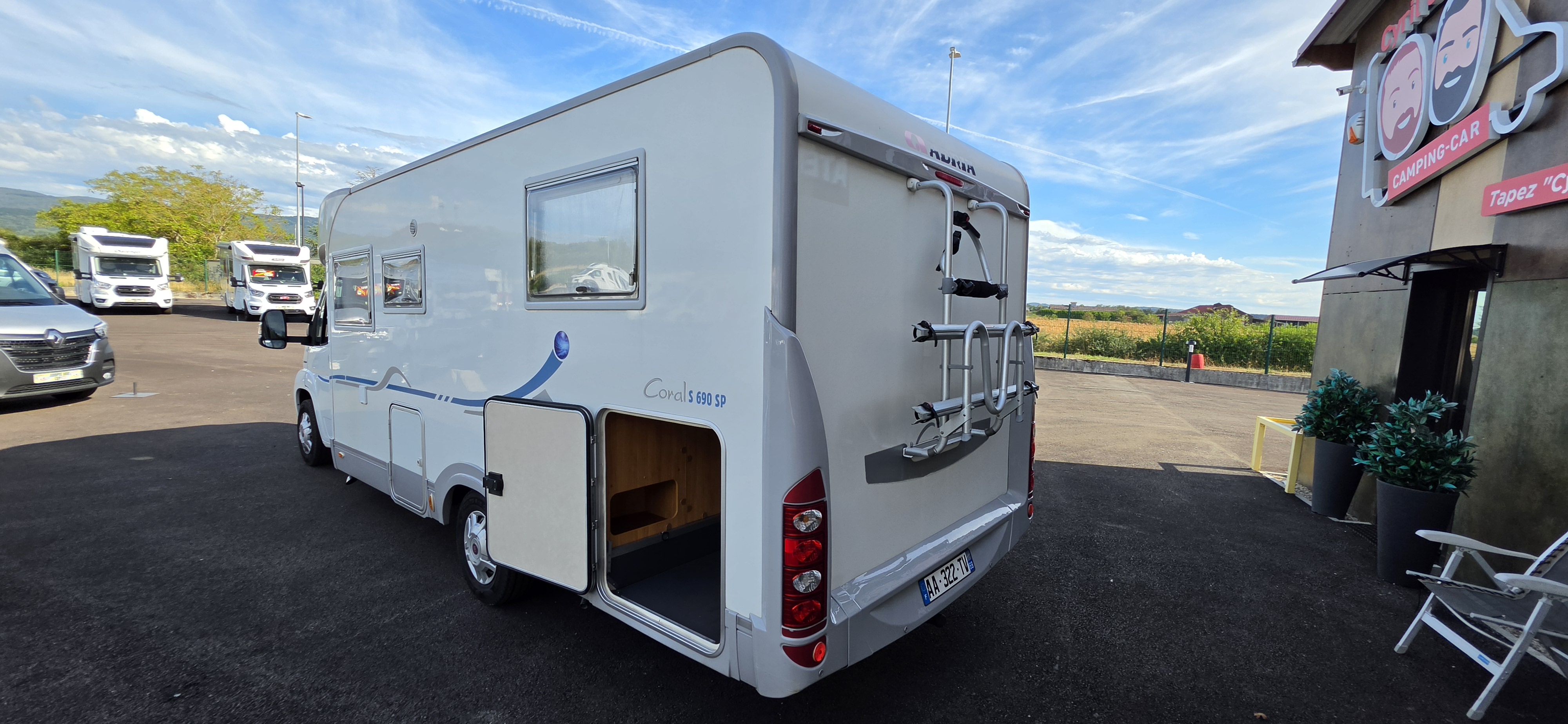  - 5 - ADRIA CORAL S690SP 