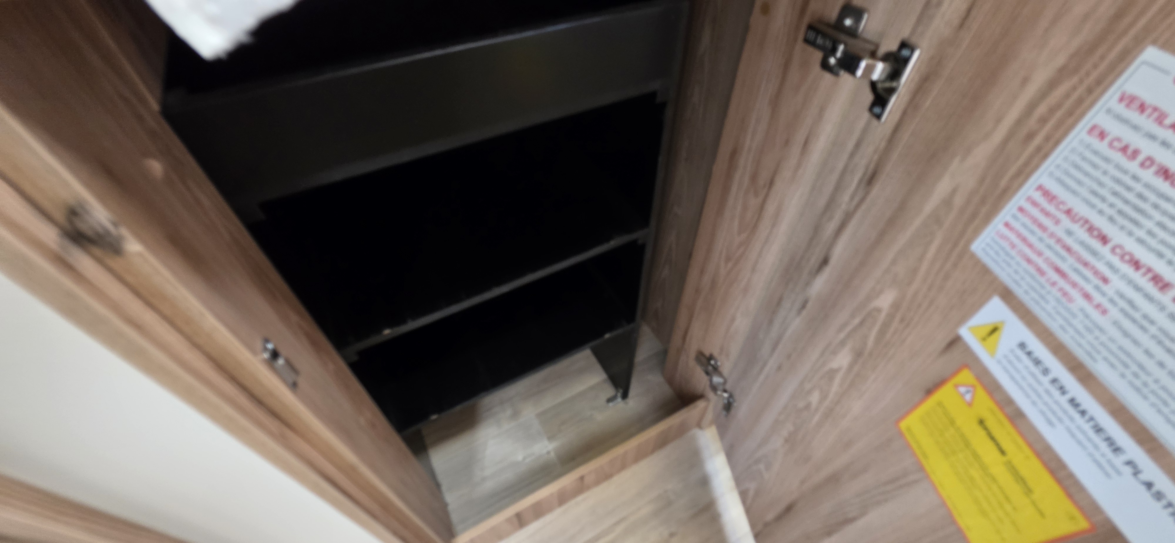  - 19 - BAVARIA ALLURE 741 FGJ 