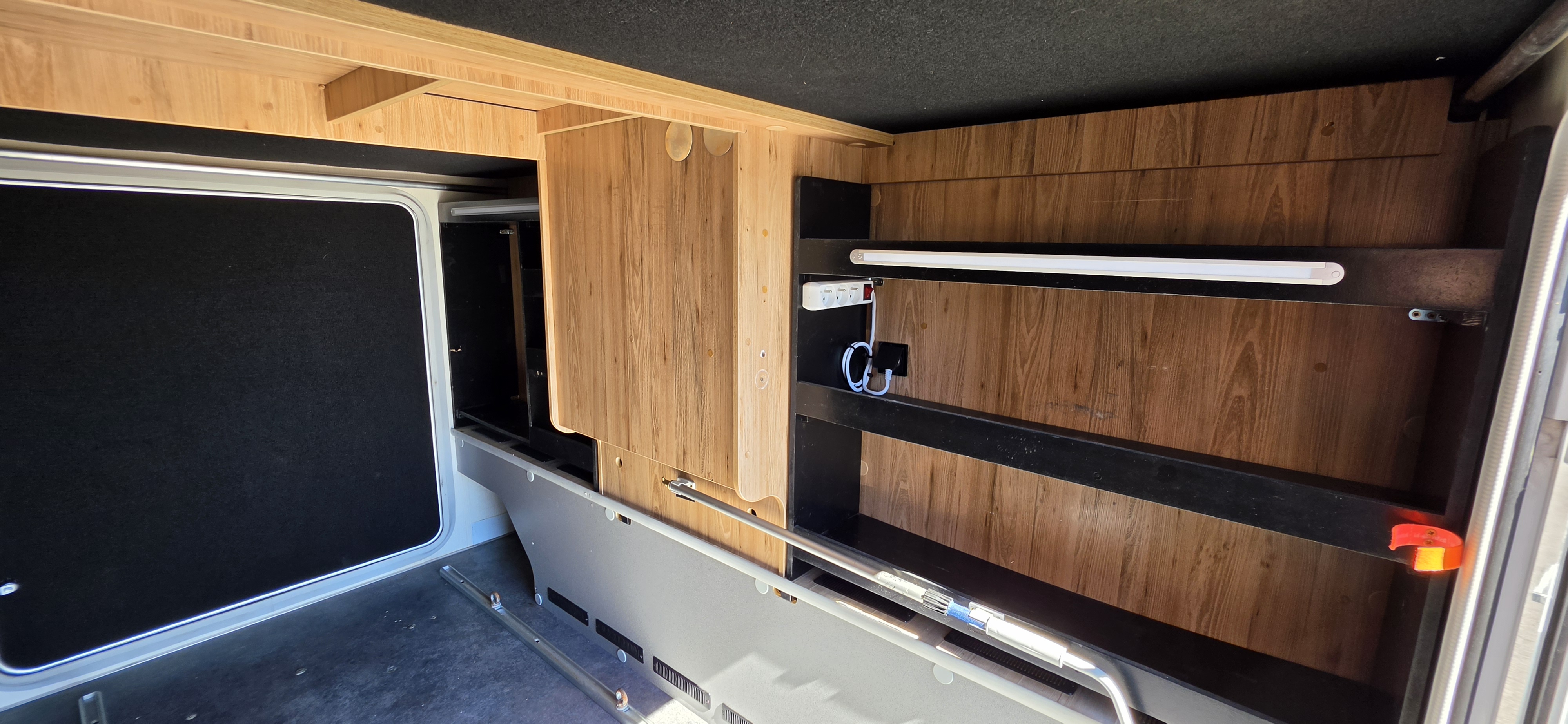  - 36 - BAVARIA ALLURE 741 FGJ 
