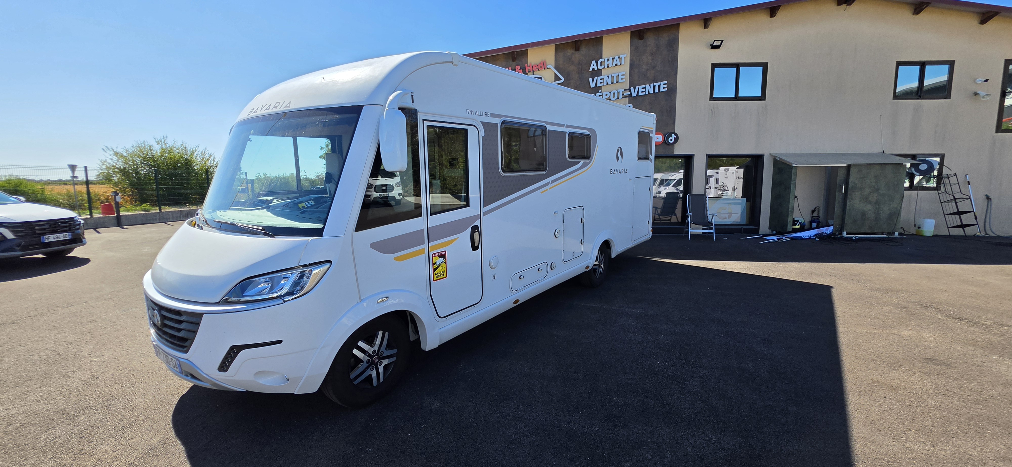  - 40 - BAVARIA ALLURE 741 FGJ 