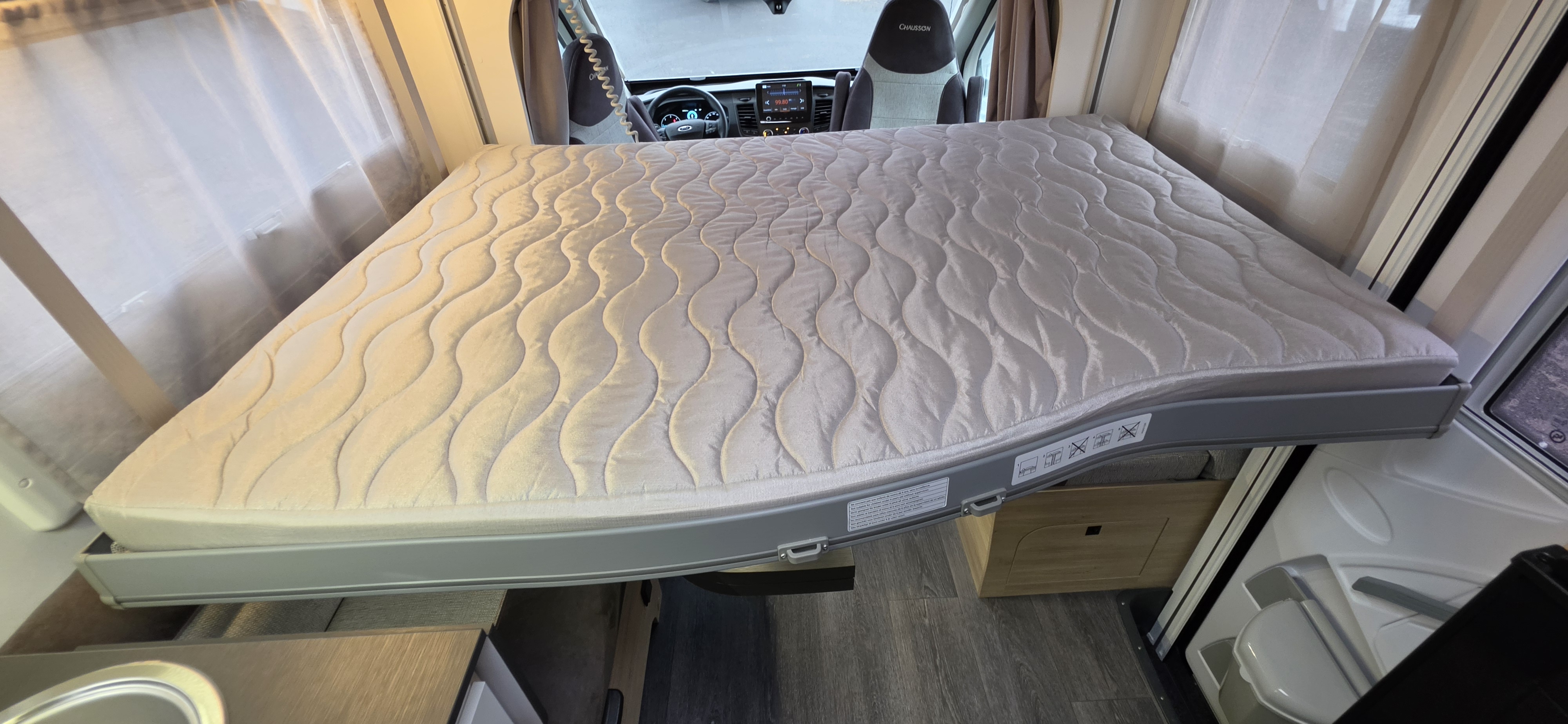  - 16 - CHAUSSON 650 FIRST LINE 