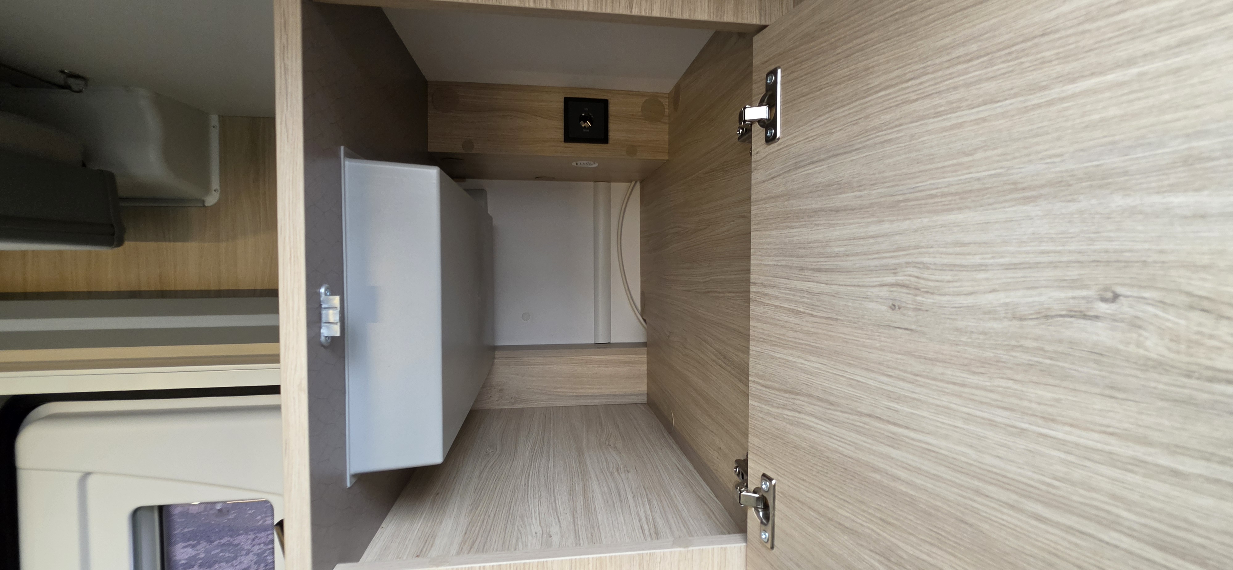  - 19 - CHAUSSON 650 FIRST LINE 