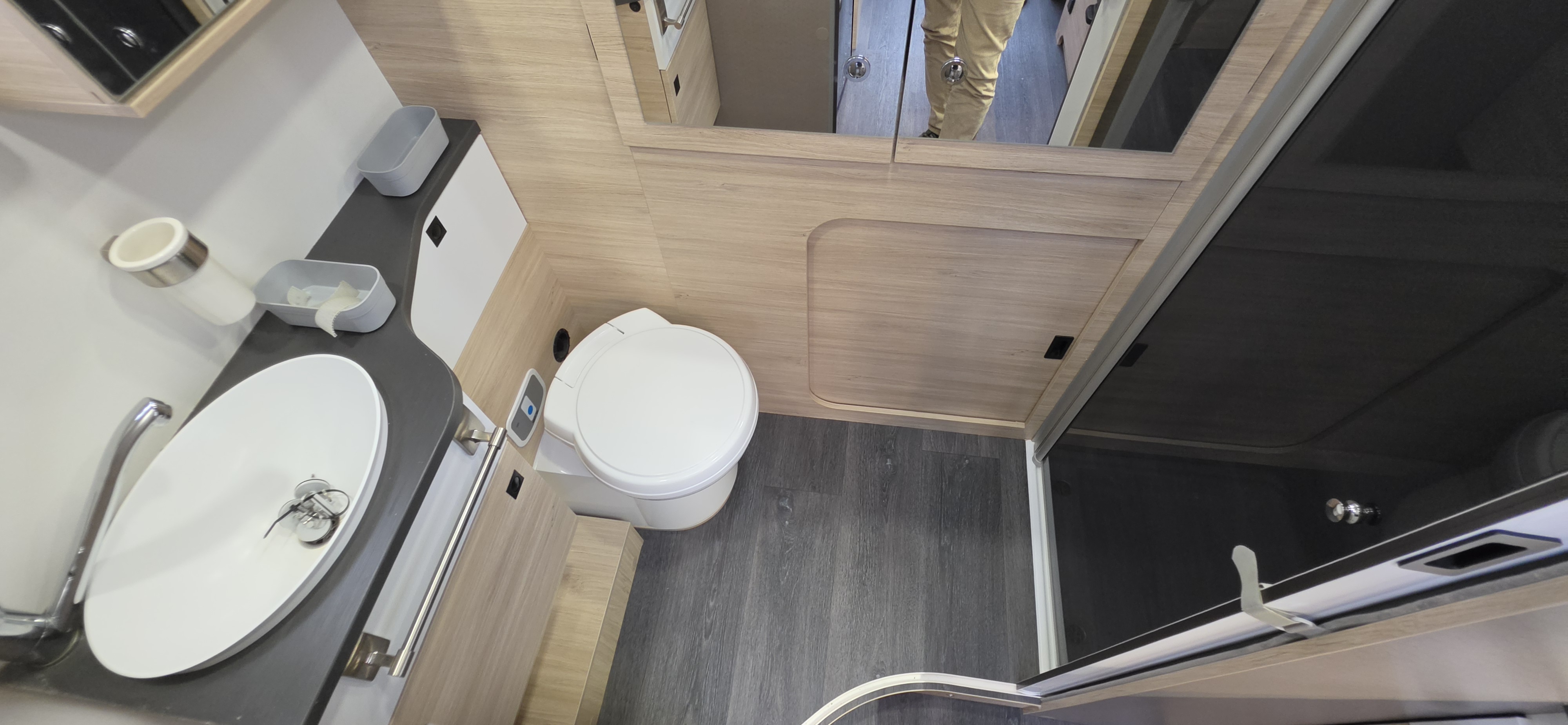  - 25 - CHAUSSON 650 FIRST LINE 