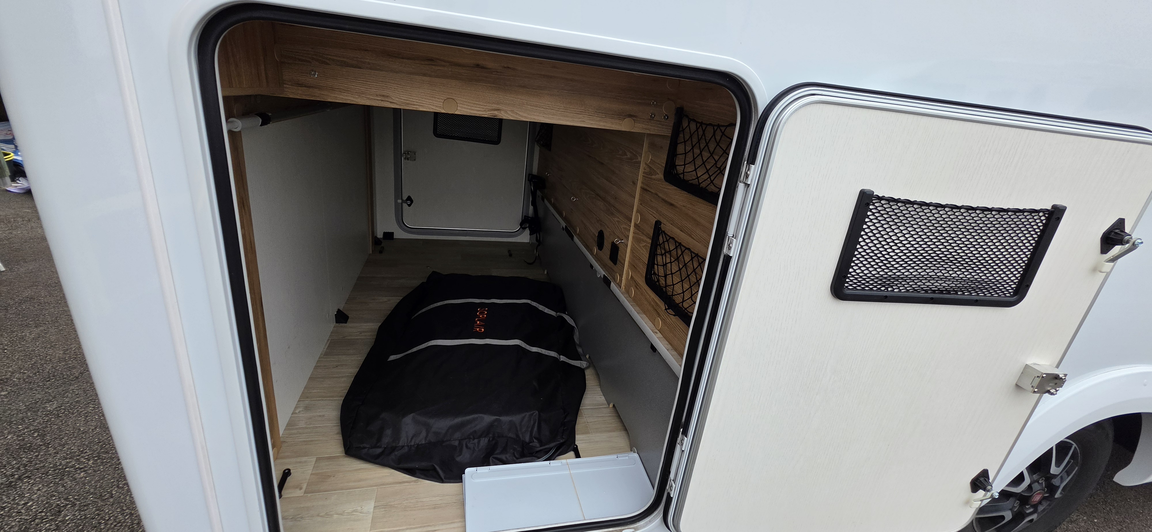  - 12 - BAVARIA I 741 FC NOMADE 