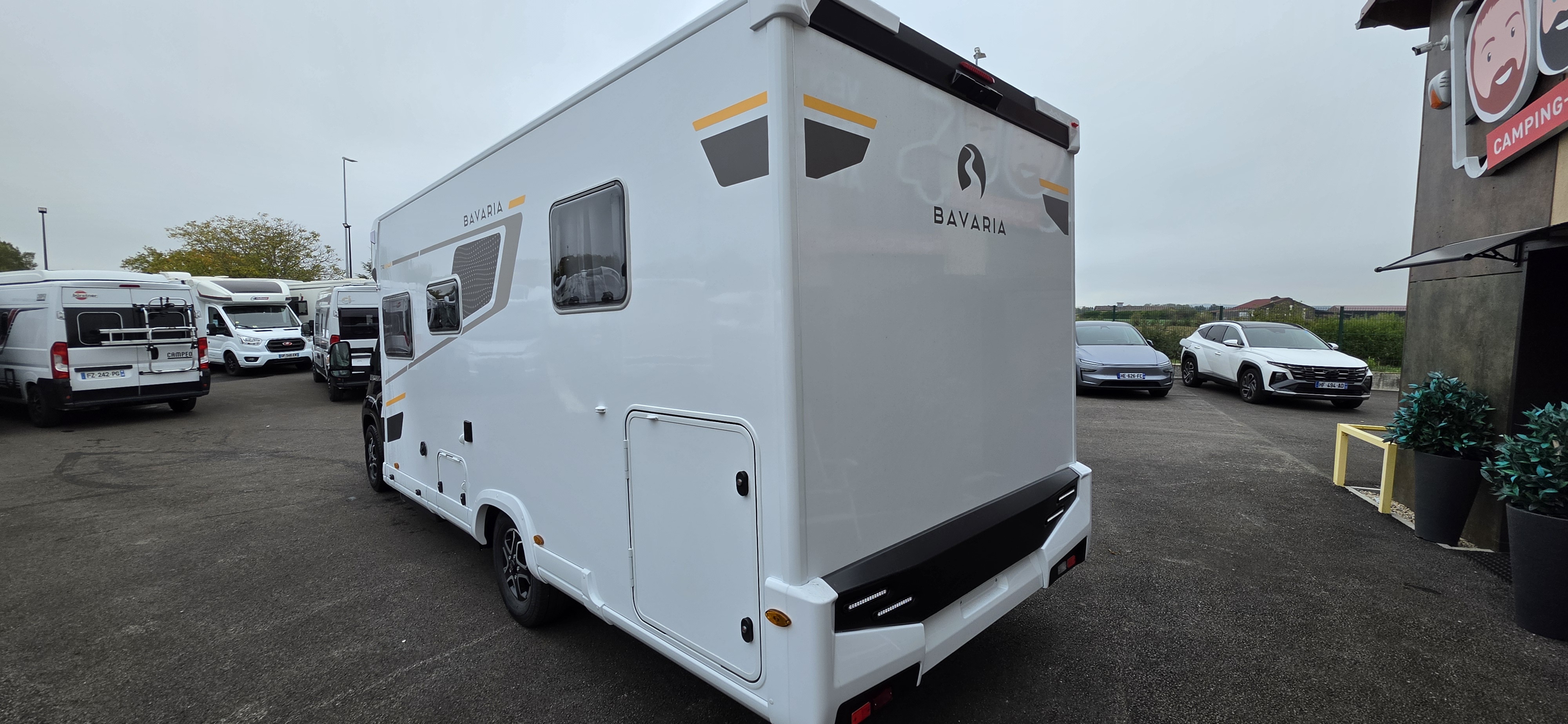  - 5 - BAVARIA T 740 FC NOMADE 