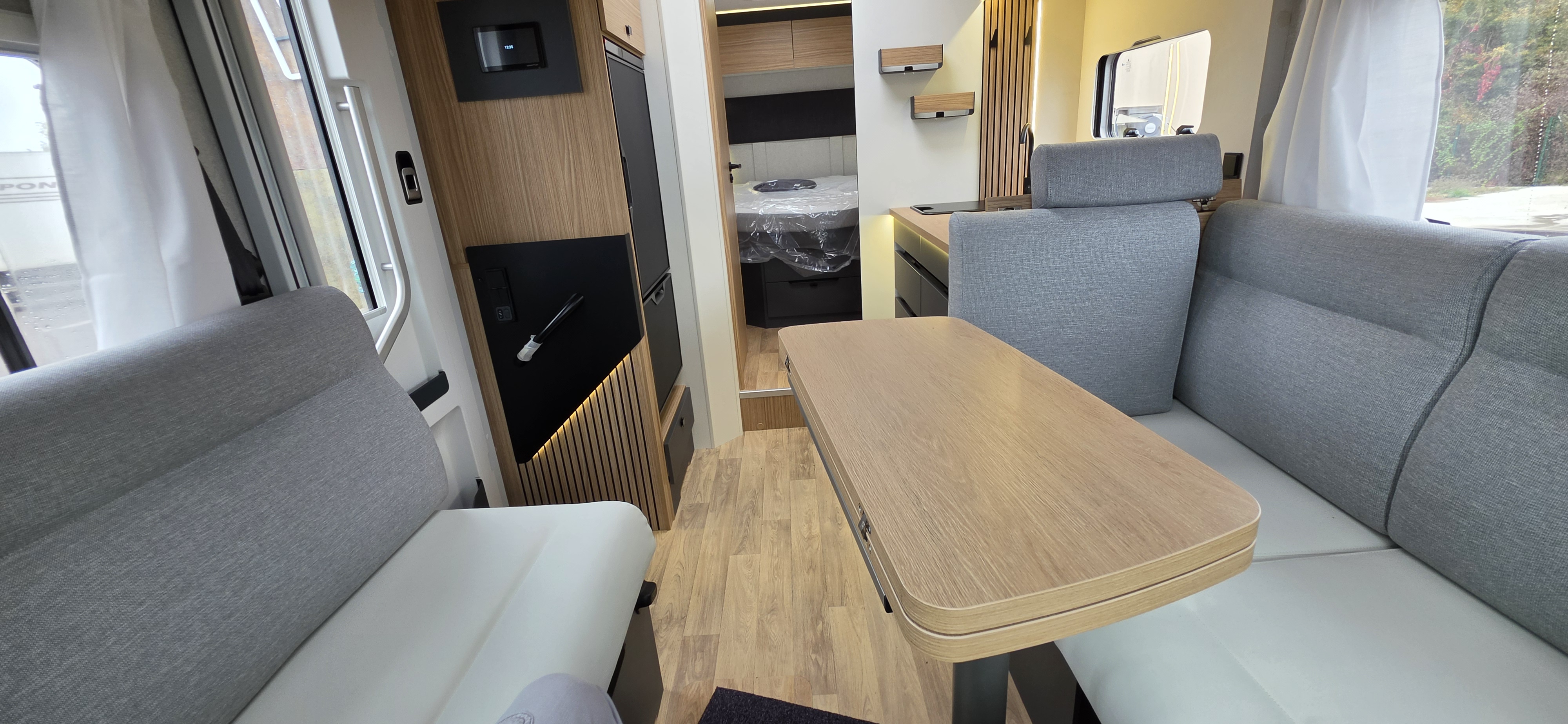  - 12 - BAVARIA T 740 FC NOMADE 