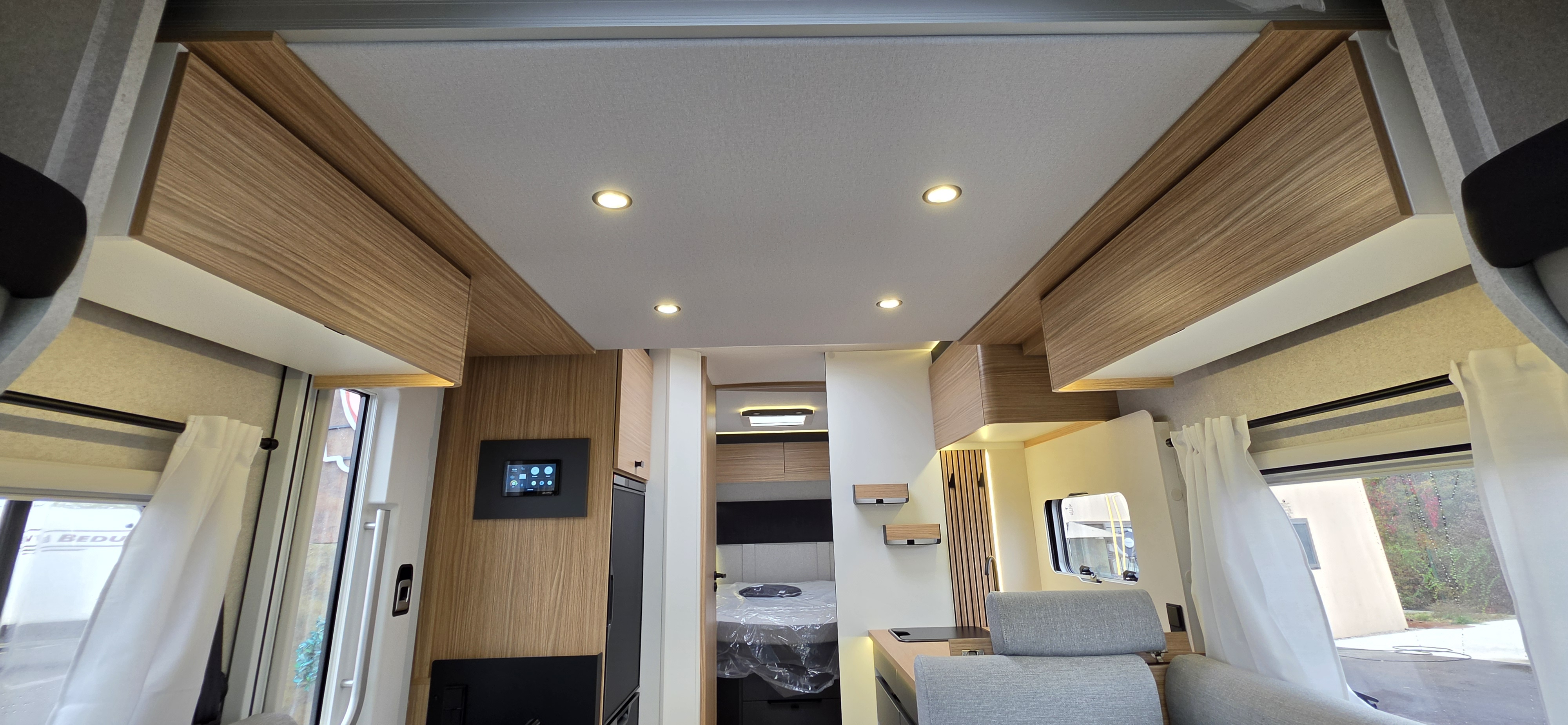  - 14 - BAVARIA T 740 FC NOMADE 